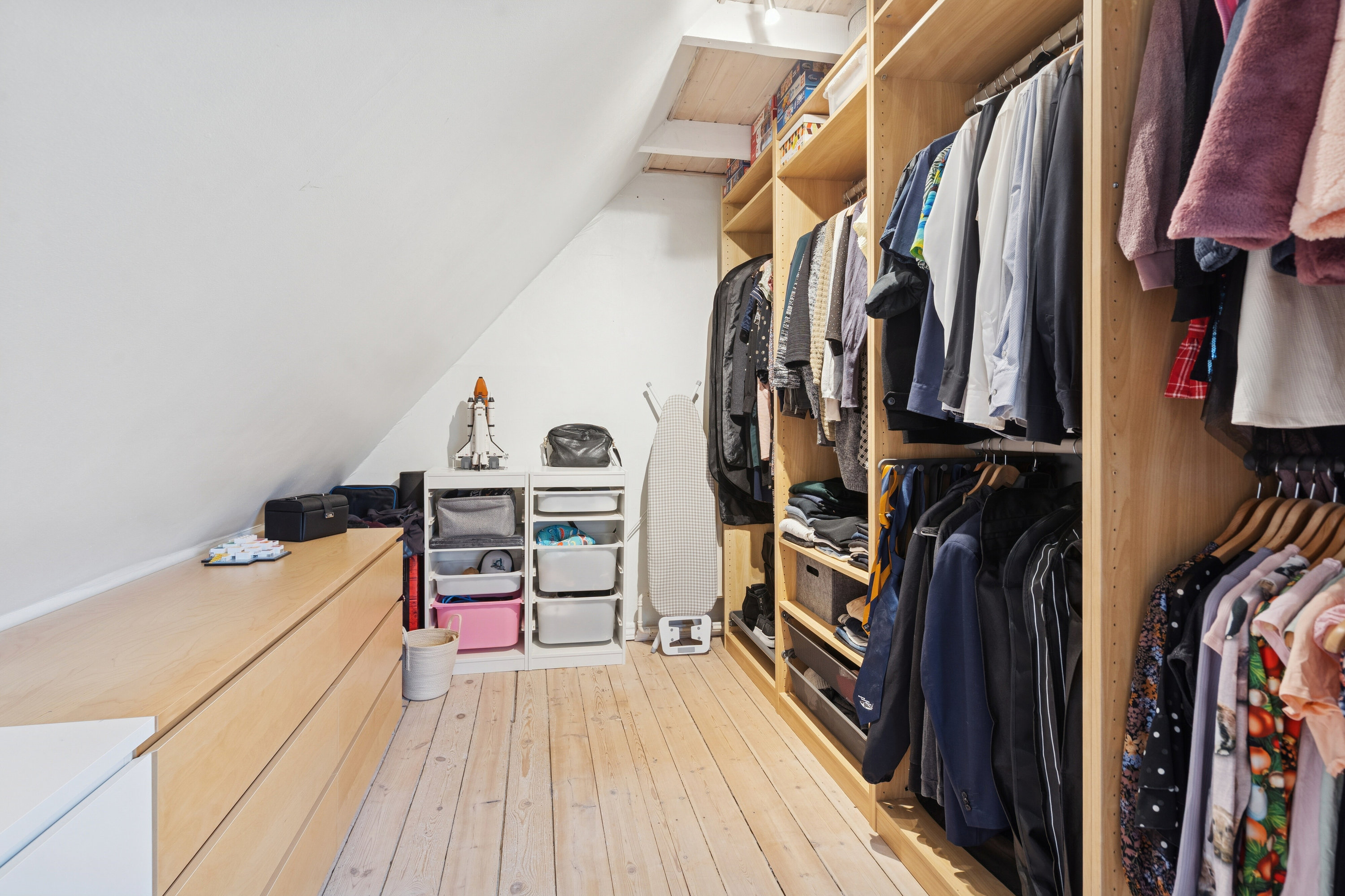 Fremhævet indendørs billede i fuldskærmstilstand. Billede af Såderupvej 13, 5540 Ullerslev