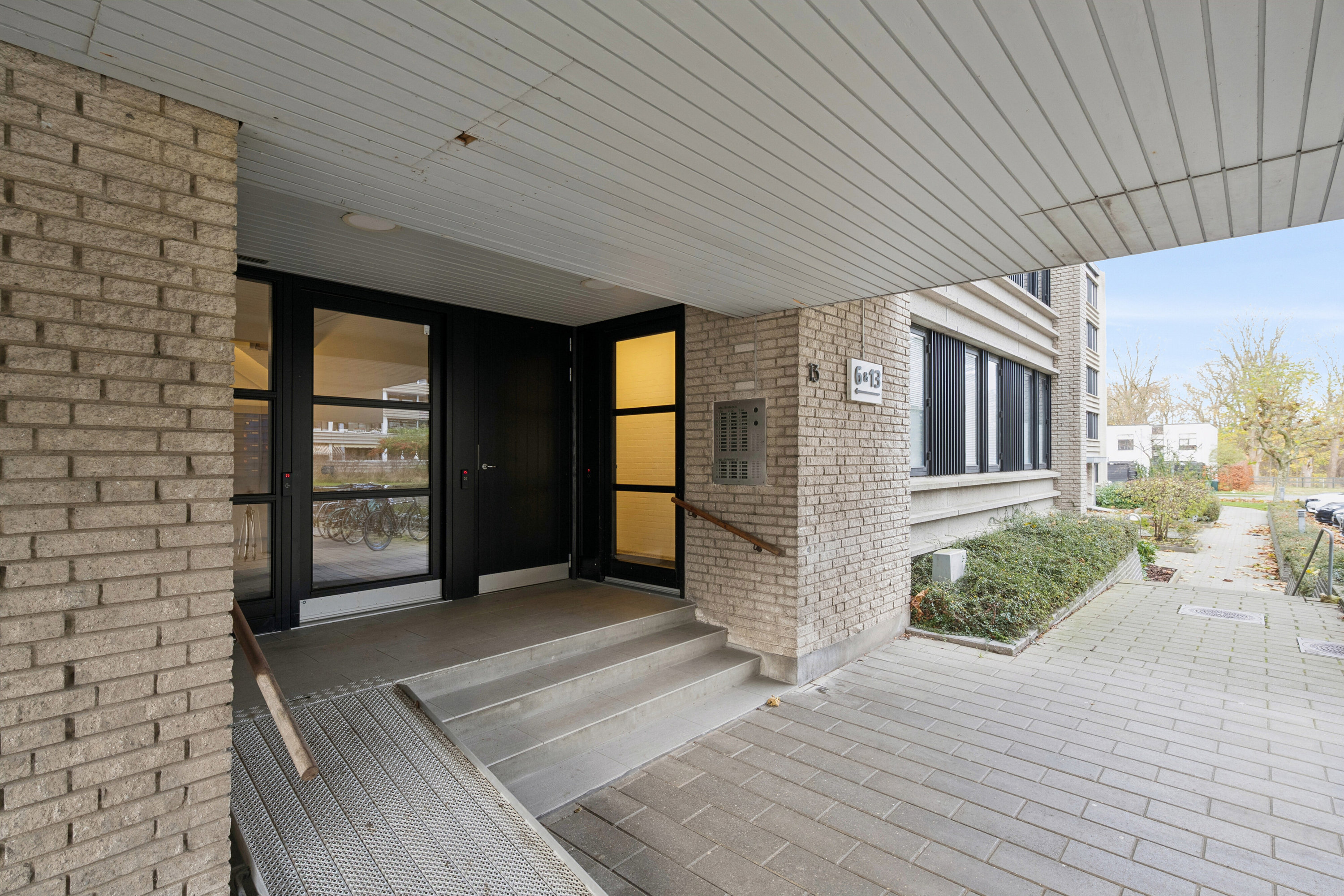 Fremhævet udendørs billede i fuldskærmstilstand. Billede af Mølleåparken 6, 2. l., 2800 Kongens Lyngby