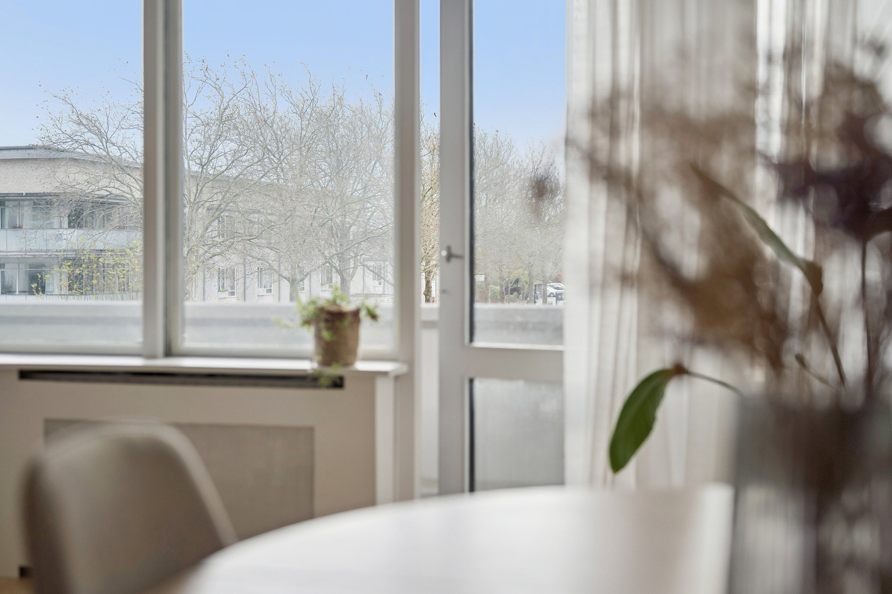 Fremhævet stue billede i fuldskærmstilstand. Billede af Mølleåparken 6, 2. l., 2800 Kongens Lyngby