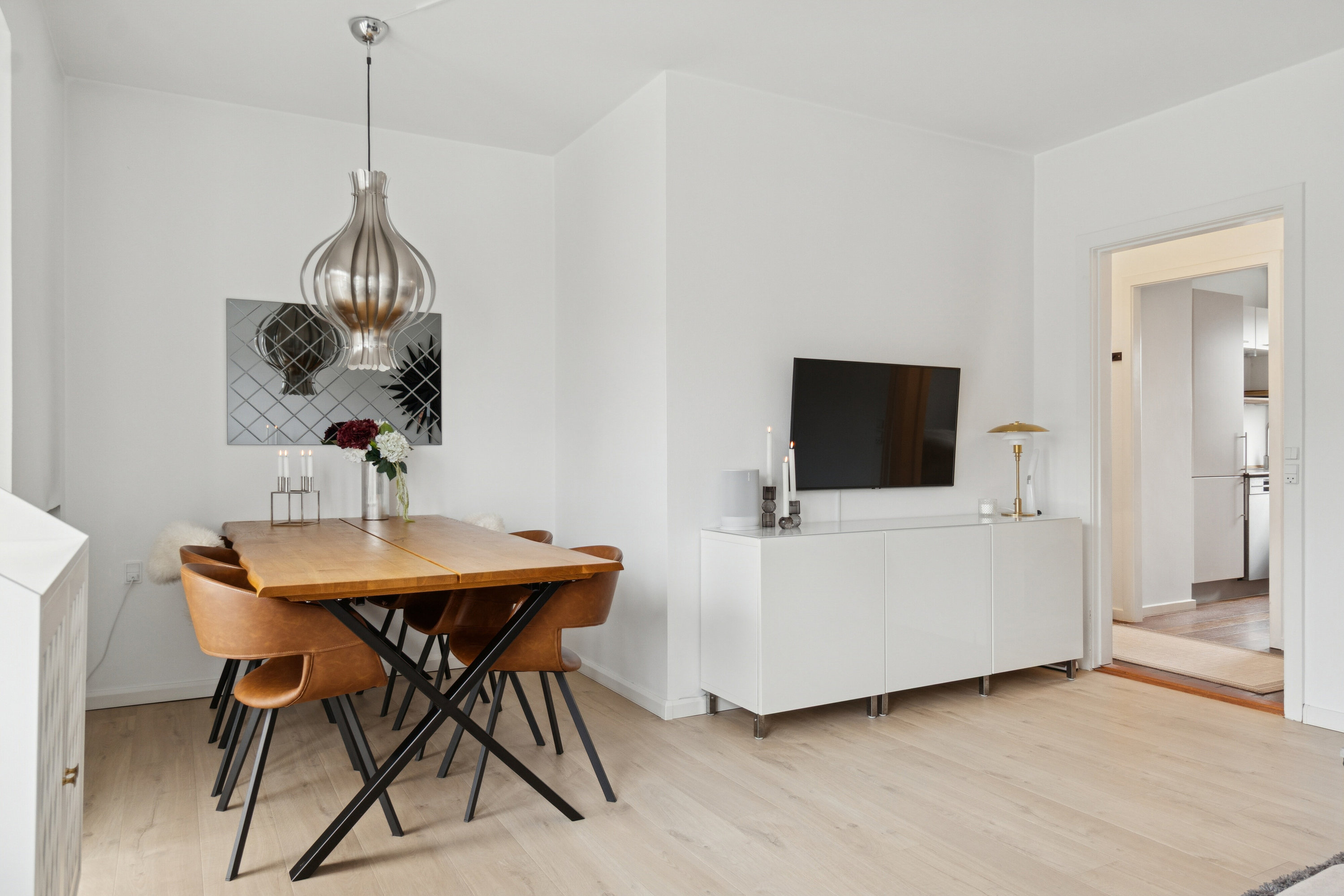 Fremhævet stue billede i fuldskærmstilstand. Billede af Præstøvej 57A, st.. th., 4700 Næstved