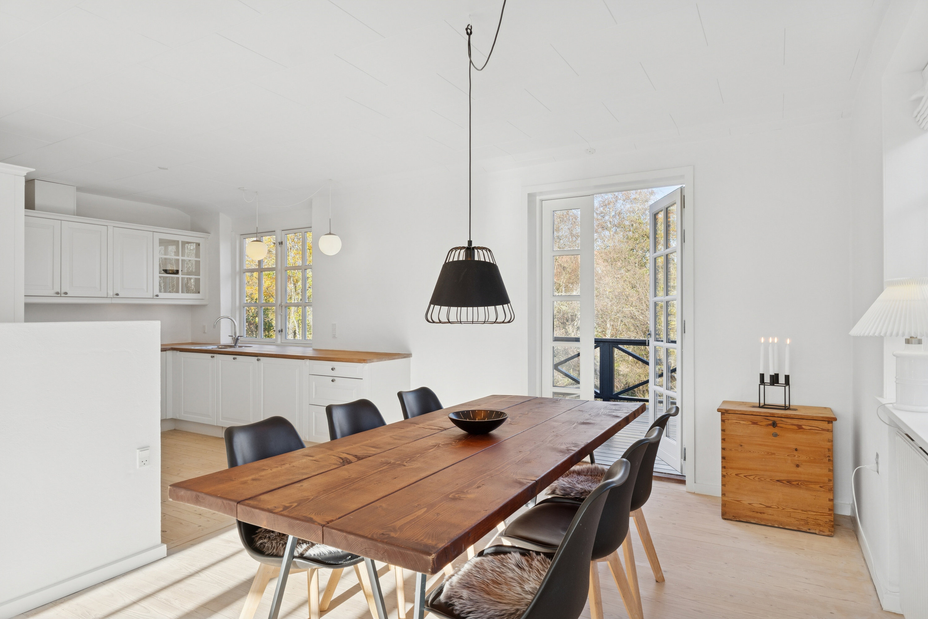 Fremhævet spisestue billede i fuldskærmstilstand. Billede af Elsagervej 34, 9800 Hjørring