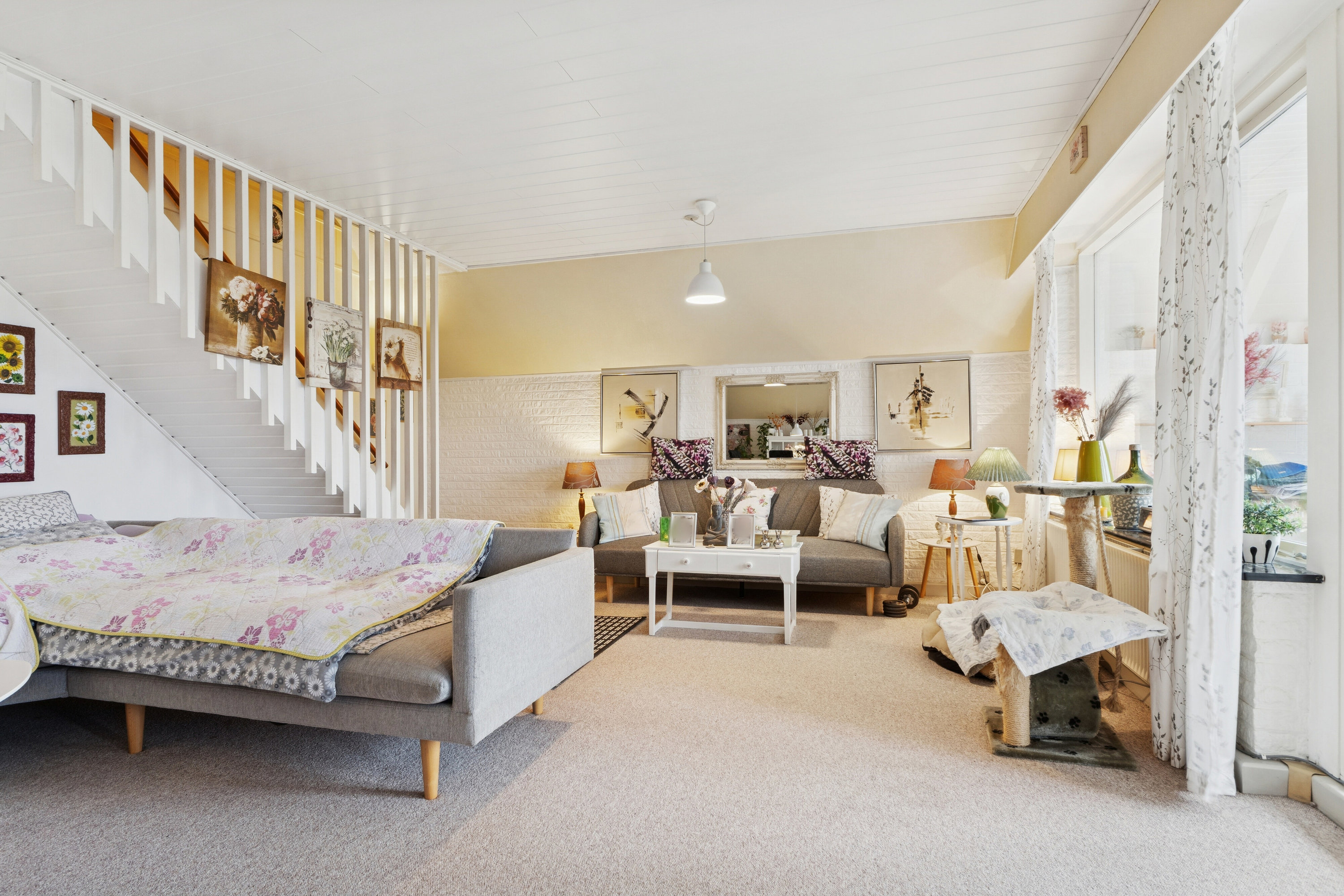 Fremhævet stue billede i fuldskærmstilstand. Billede af Kirsebærvænget 28, Tullebølle, 5953 Tranekær