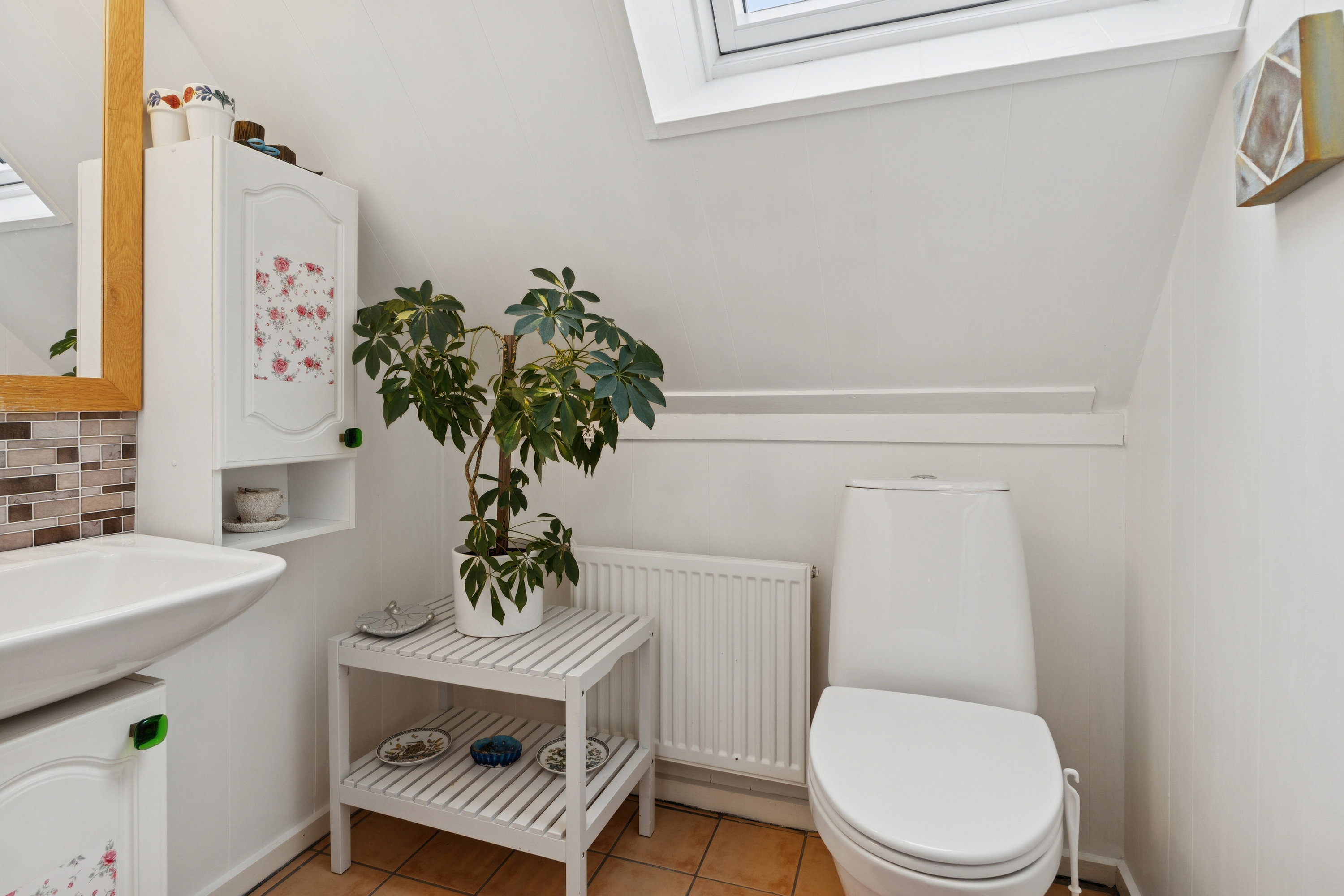 Fremhævet badeværelse billede i fuldskærmstilstand. Billede af Kirsebærvænget 28, Tullebølle, 5953 Tranekær