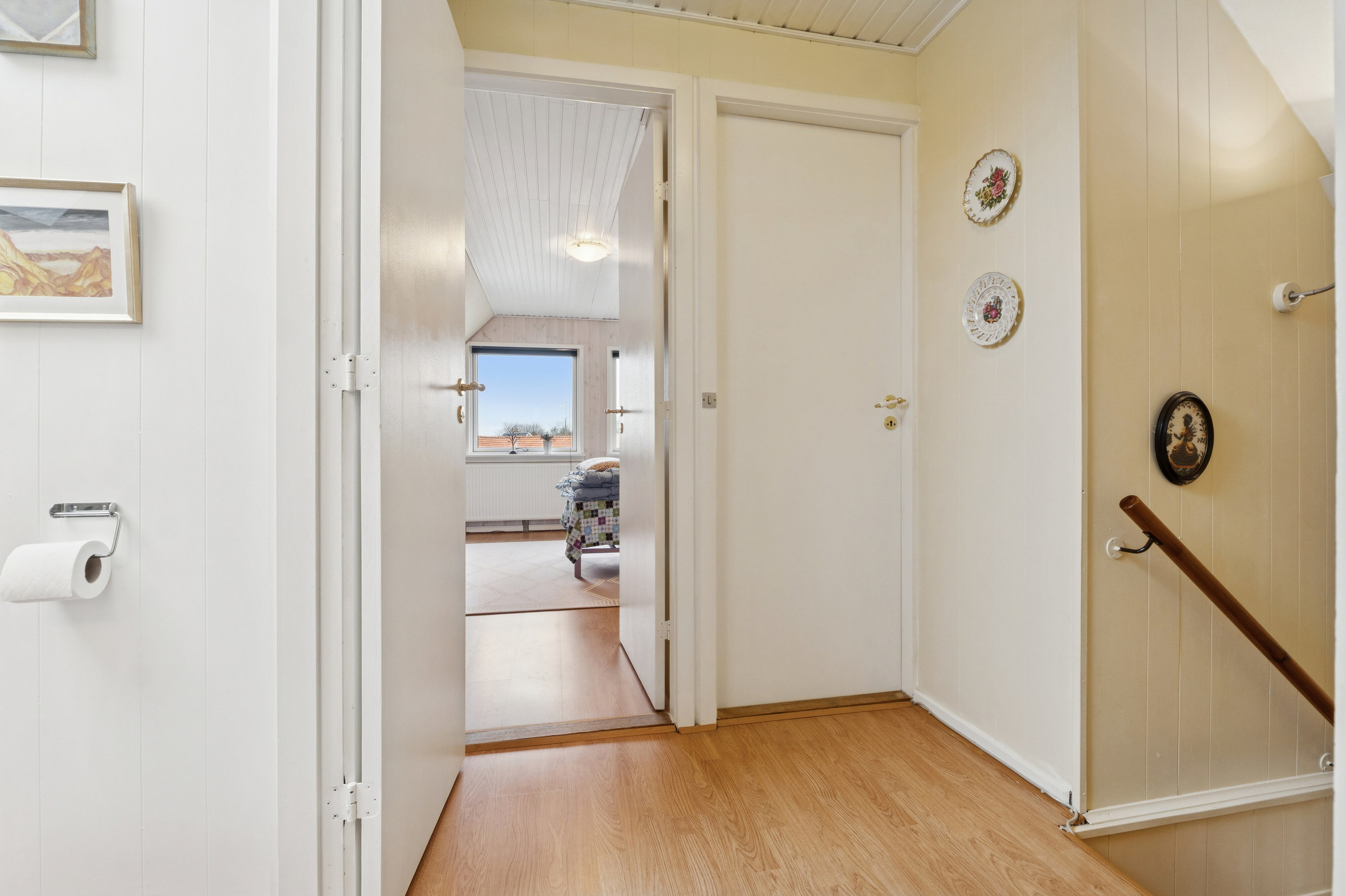 Fremhævet hall billede i fuldskærmstilstand. Billede af Kirsebærvænget 28, Tullebølle, 5953 Tranekær