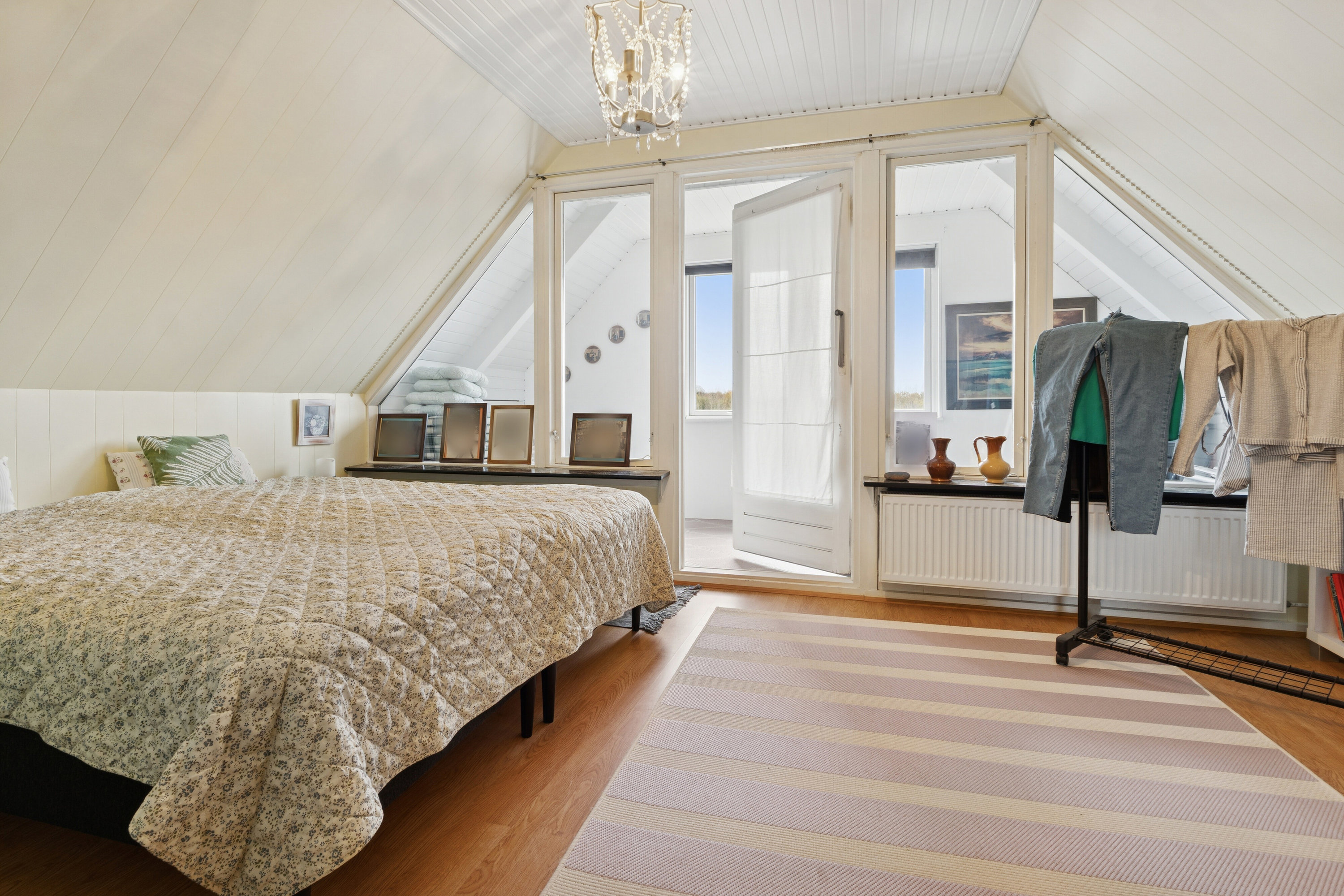 Fremhævet soveværelse billede i fuldskærmstilstand. Billede af Kirsebærvænget 28, Tullebølle, 5953 Tranekær