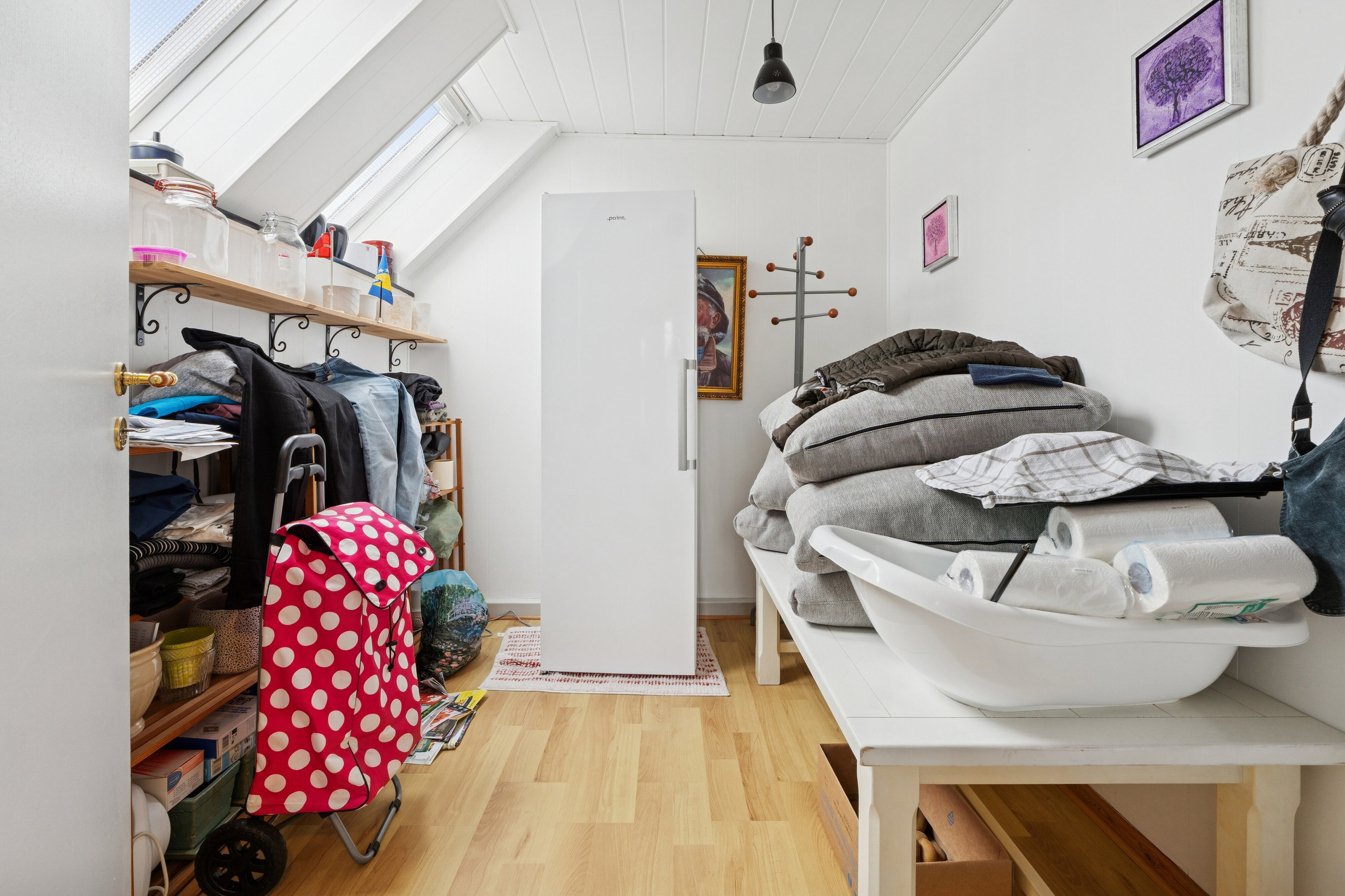 Fremhævet værelse billede i fuldskærmstilstand. Billede af Kirsebærvænget 28, Tullebølle, 5953 Tranekær