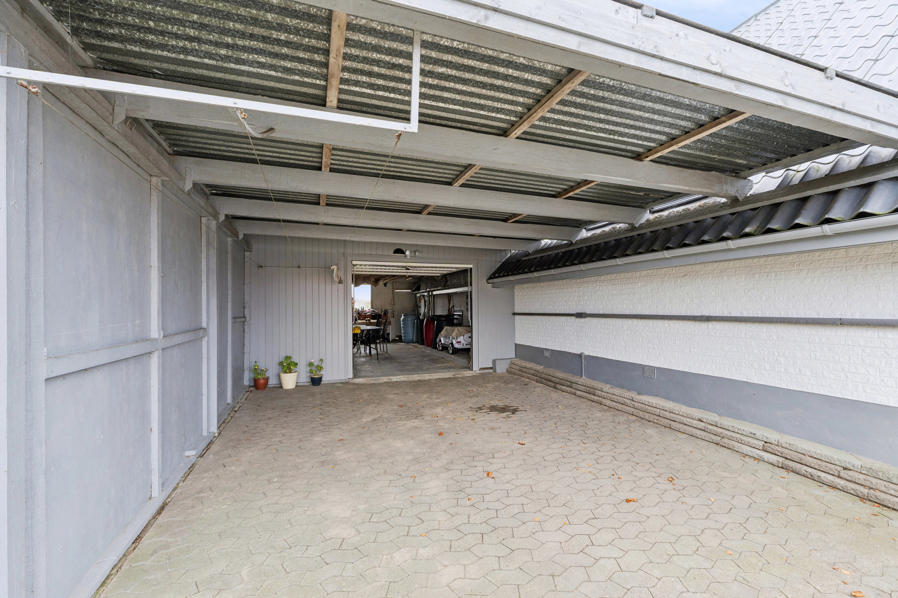 Fremhævet garage billede i fuldskærmstilstand. Billede af Kirsebærvænget 28, Tullebølle, 5953 Tranekær