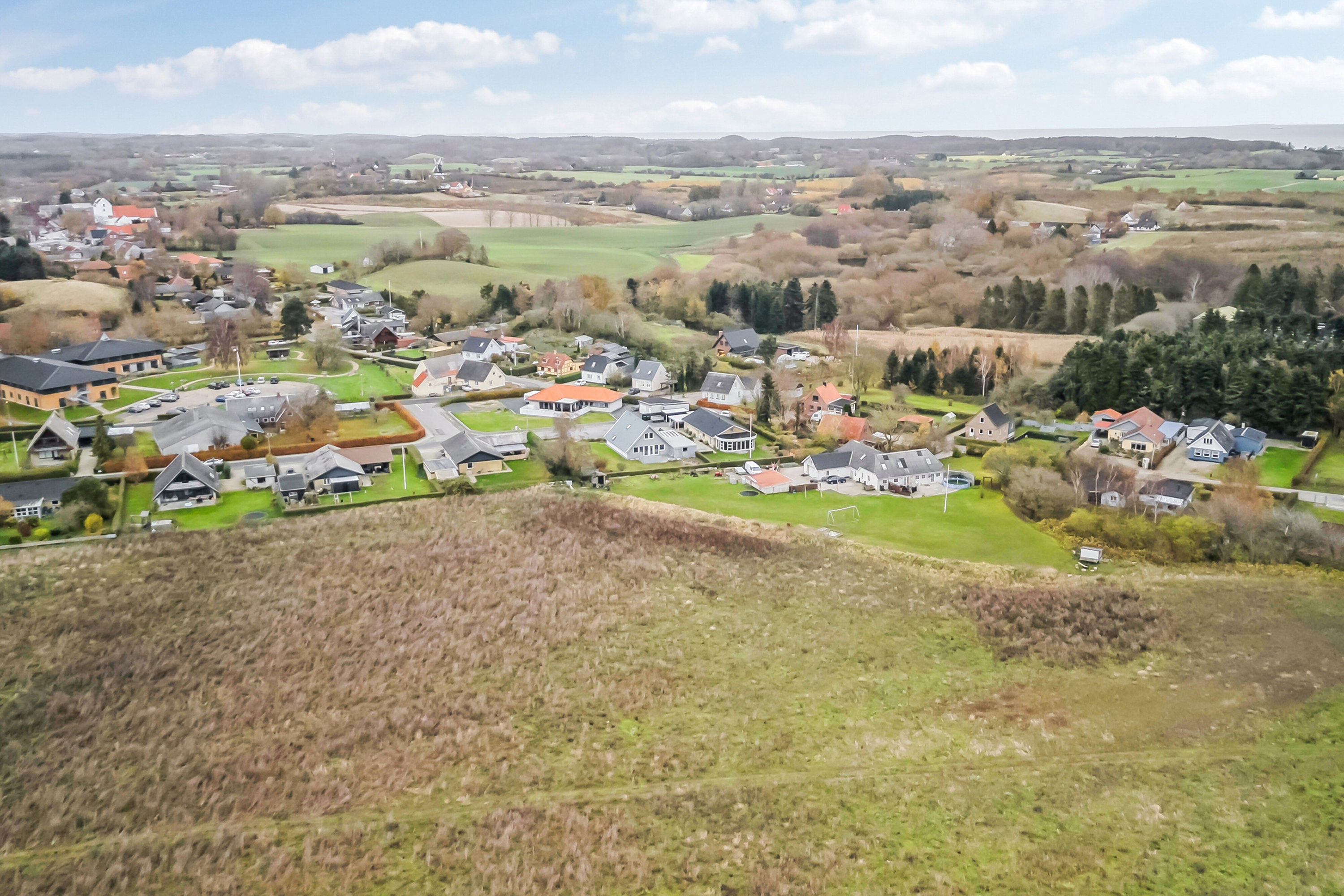 Fremhævet luftfoto billede i fuldskærmstilstand. Billede af Kirsebærvænget 28, Tullebølle, 5953 Tranekær