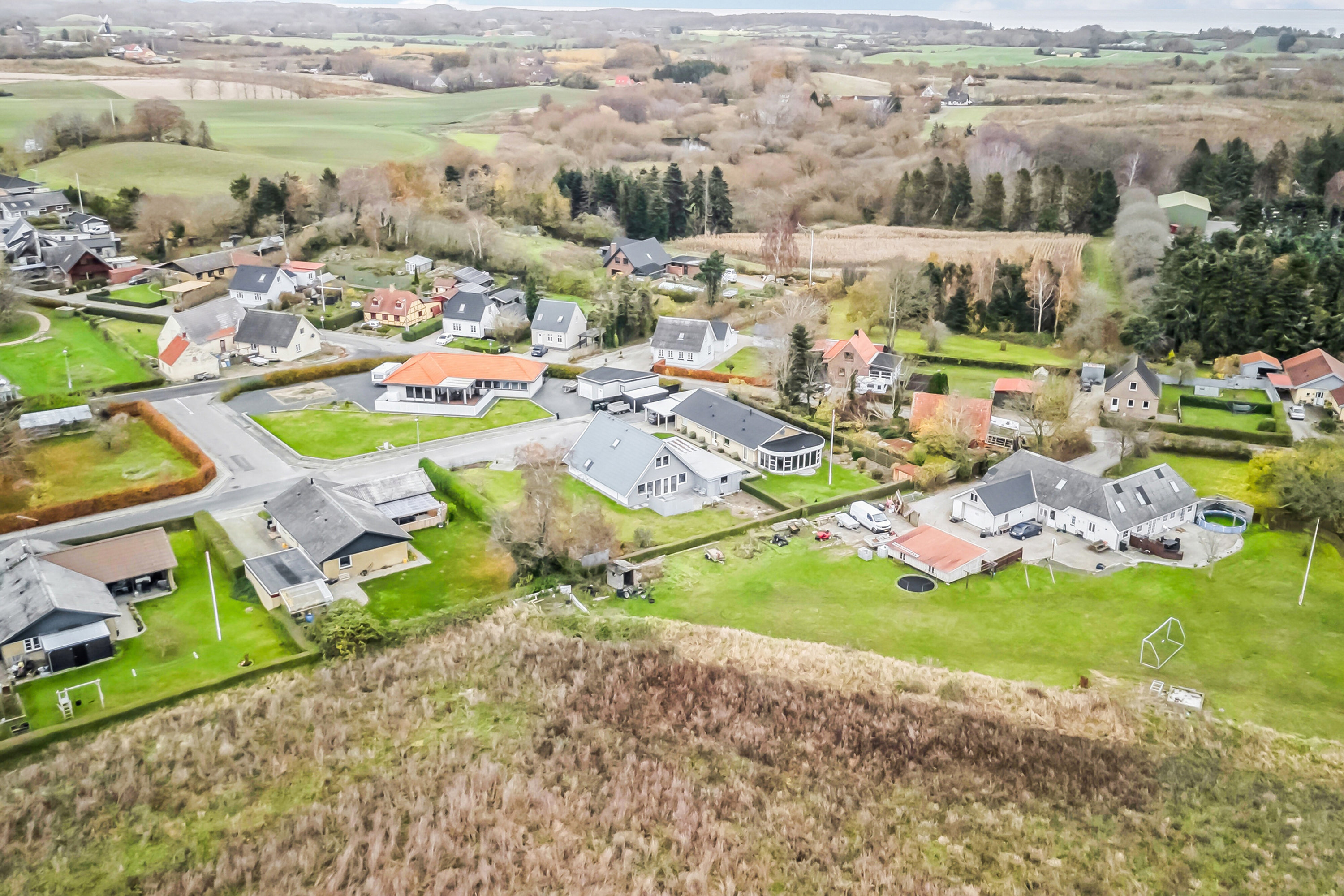 Fremhævet luftfoto billede i fuldskærmstilstand. Billede af Kirsebærvænget 28, Tullebølle, 5953 Tranekær