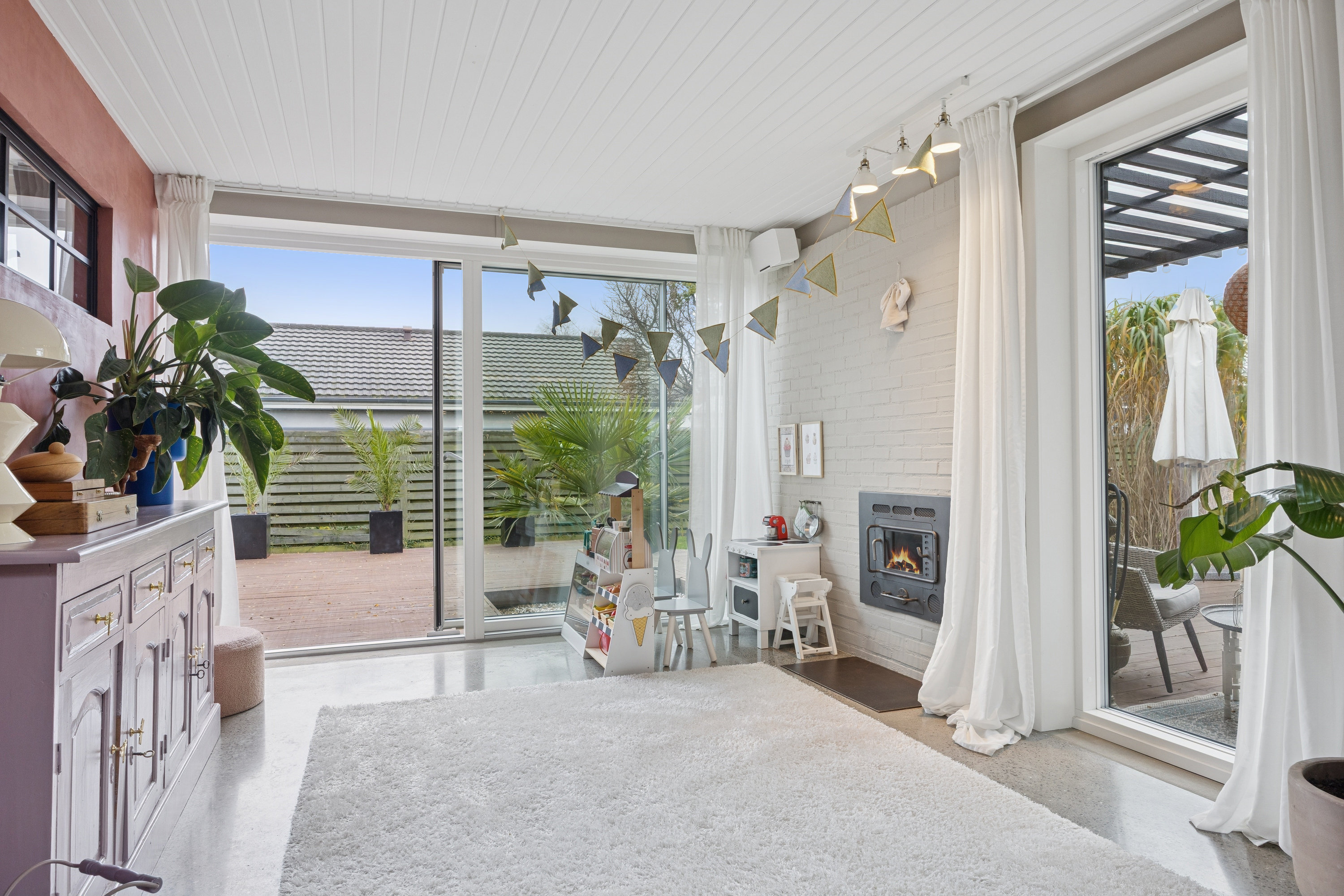 Fremhævet stue billede i fuldskærmstilstand. Billede af Godsparken 28, 2670 Greve