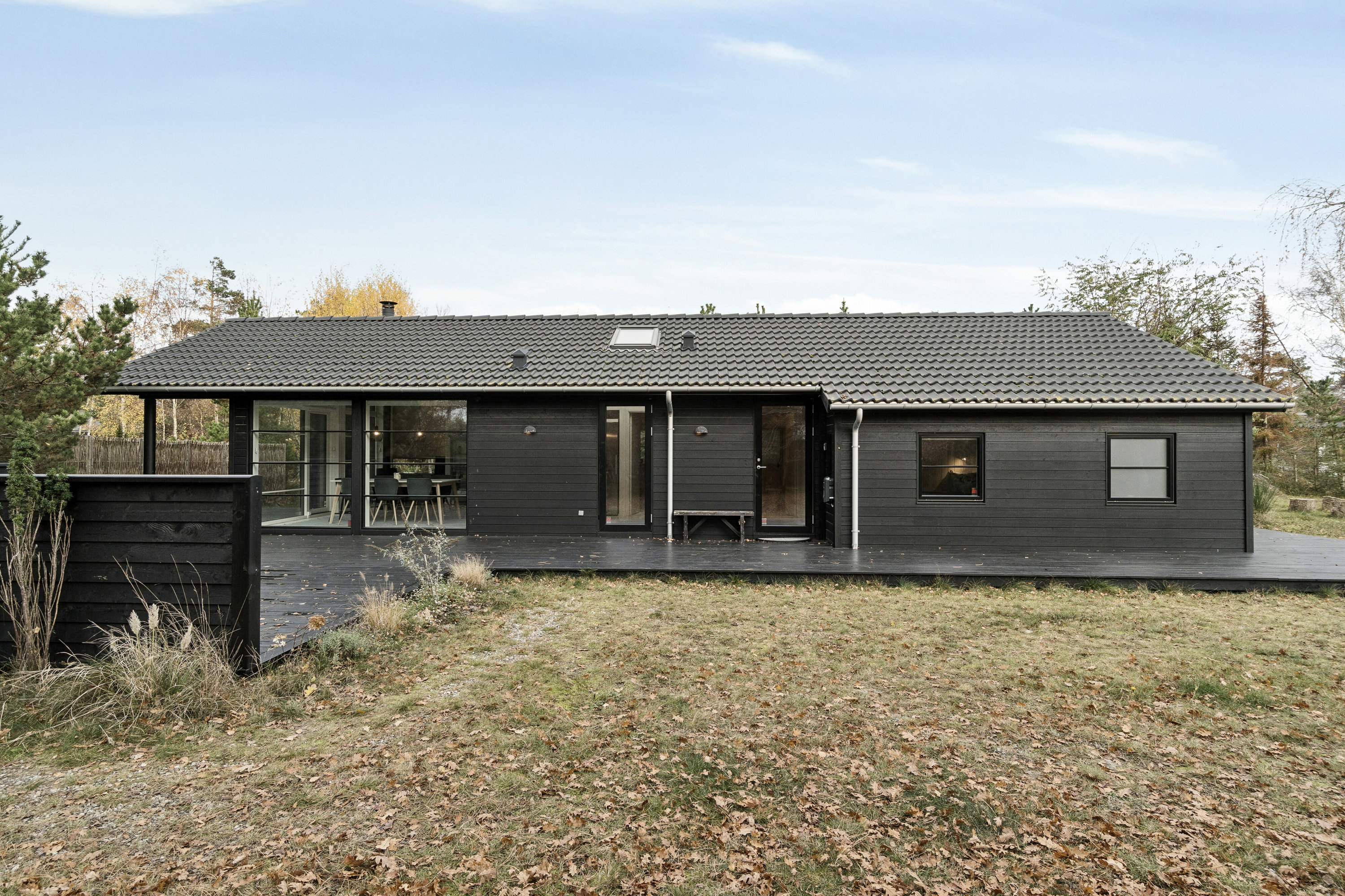 Fremhævet set fra haven billede i fuldskærmstilstand. Billede af Falkevej 21, Gudmindrup Lyng, 4573 Højby