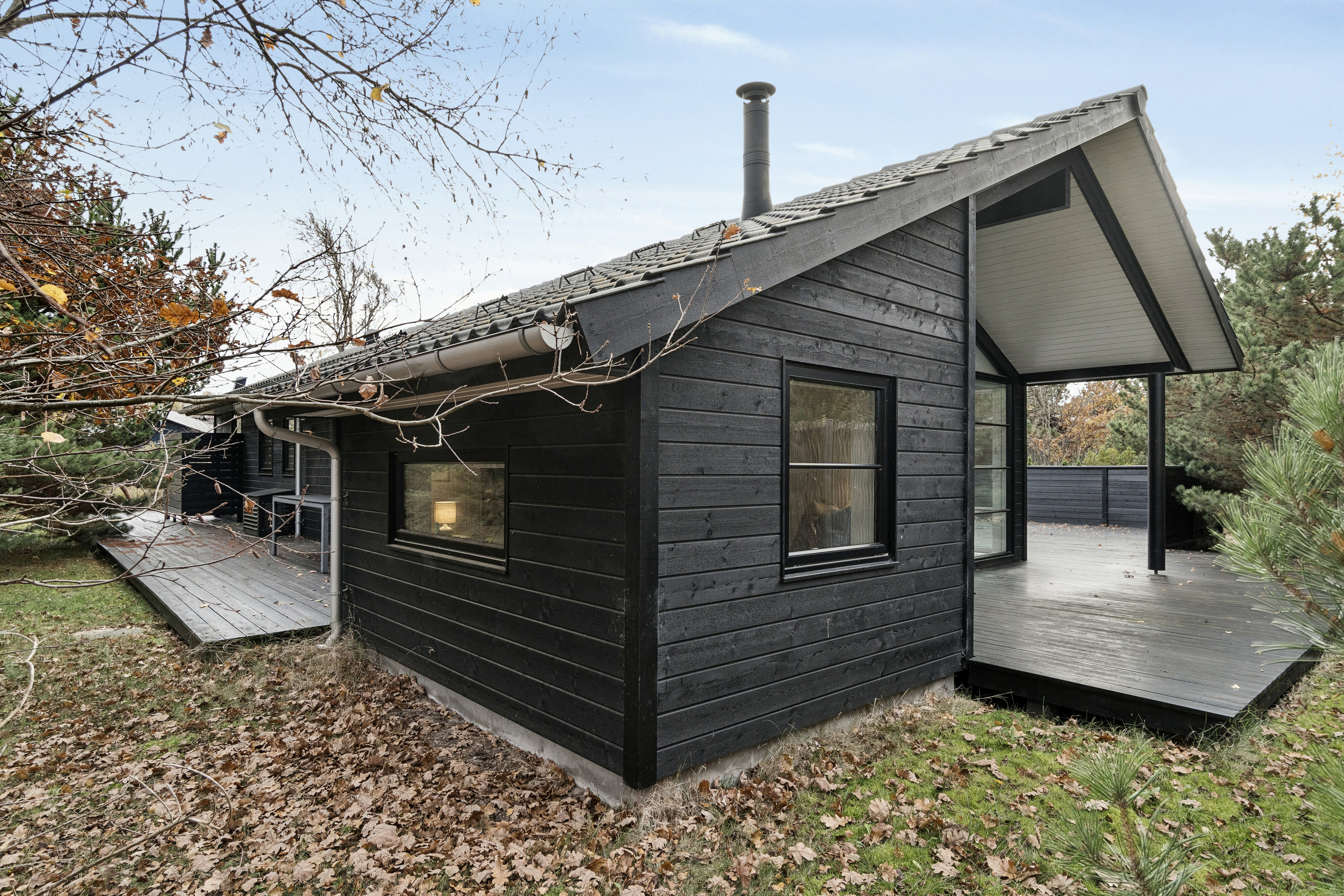 Fremhævet set fra haven billede i fuldskærmstilstand. Billede af Falkevej 21, Gudmindrup Lyng, 4573 Højby