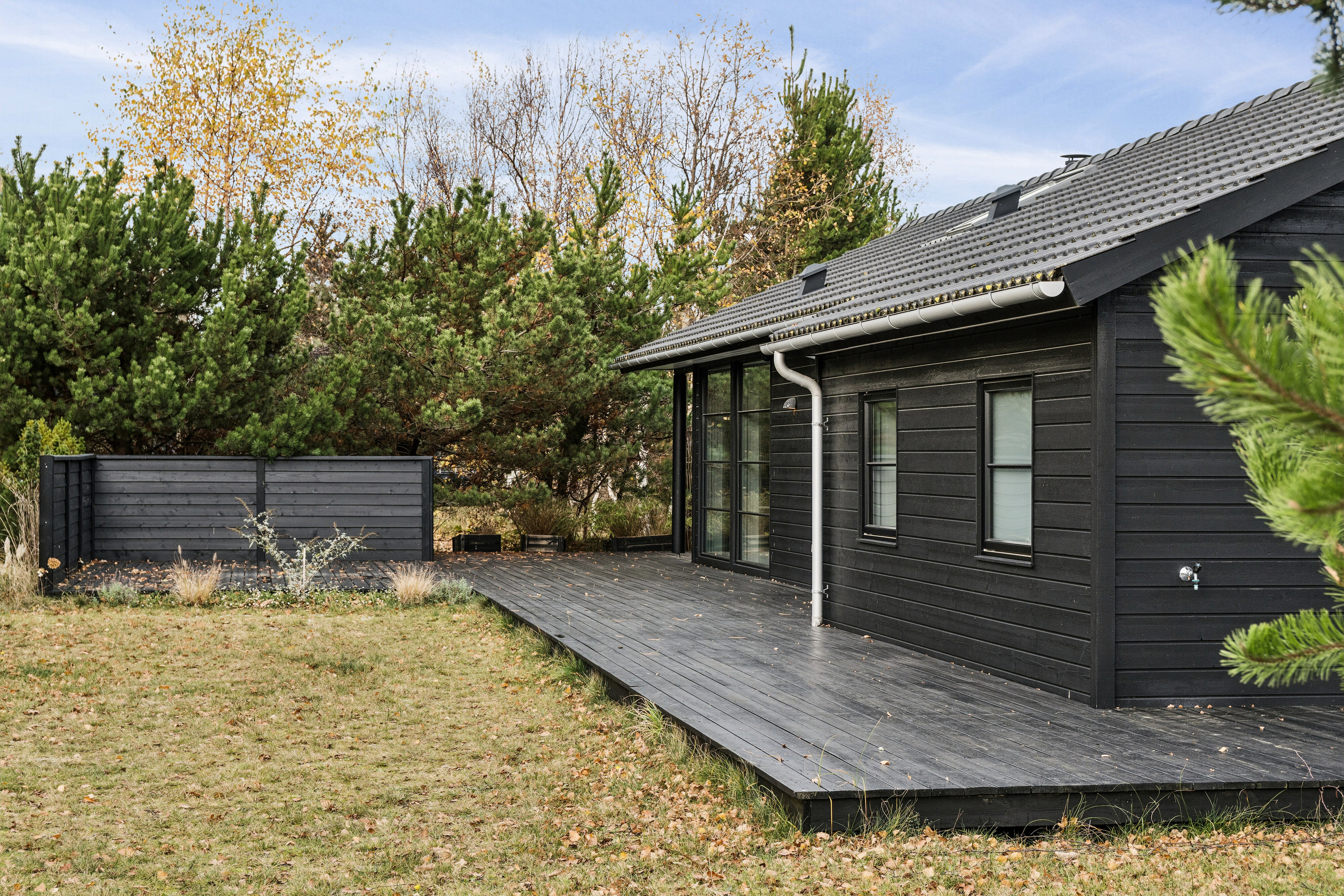 Fremhævet set fra vejen billede i fuldskærmstilstand. Billede af Falkevej 21, Gudmindrup Lyng, 4573 Højby