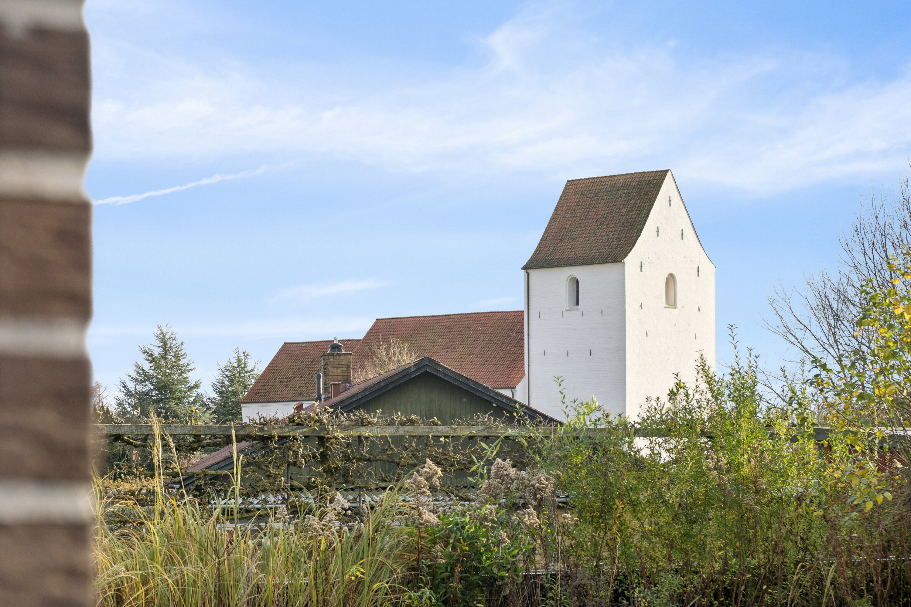 Fremhævet udendørs billede i fuldskærmstilstand. Billede af Buen 7, Bjerre, 8783 Hornsyld