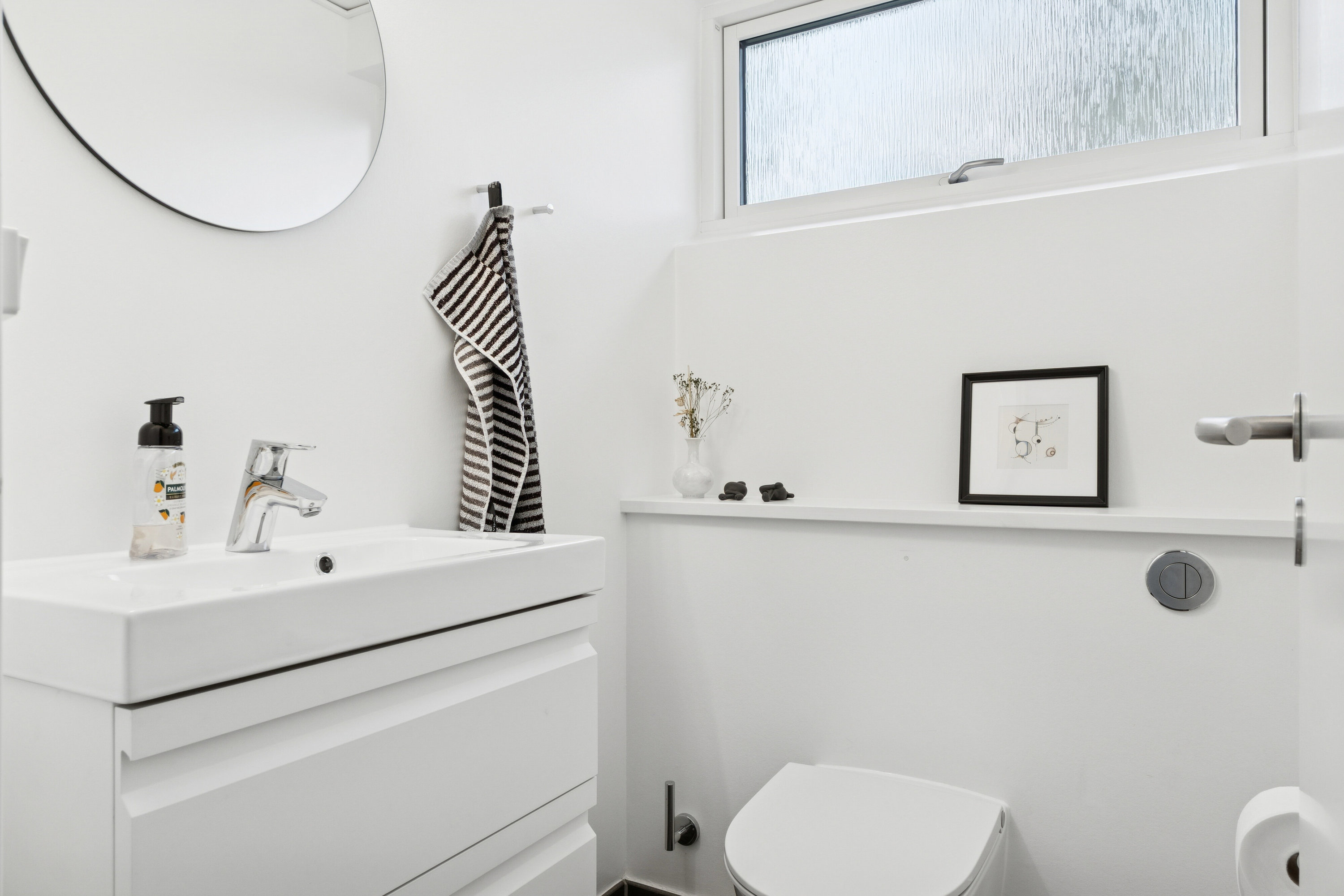 Fremhævet badeværelse billede i fuldskærmstilstand. Billede af Rønnebærvej 9, Sæby, 4070 Kirke Hyllinge