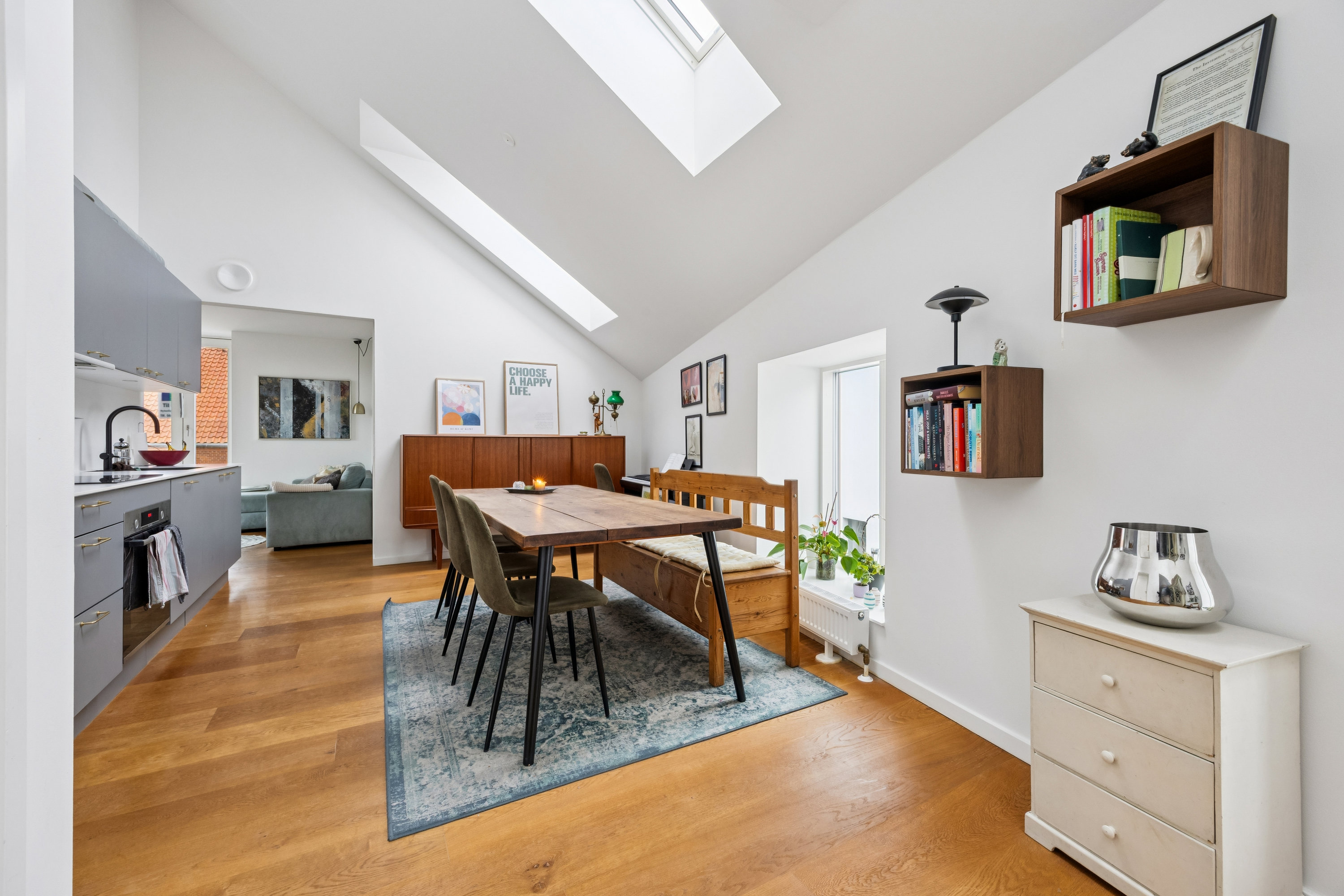 Fremhævet køkken billede i fuldskærmstilstand. Billede af Bjerggade 2B, 3. 8., 4600 Køge