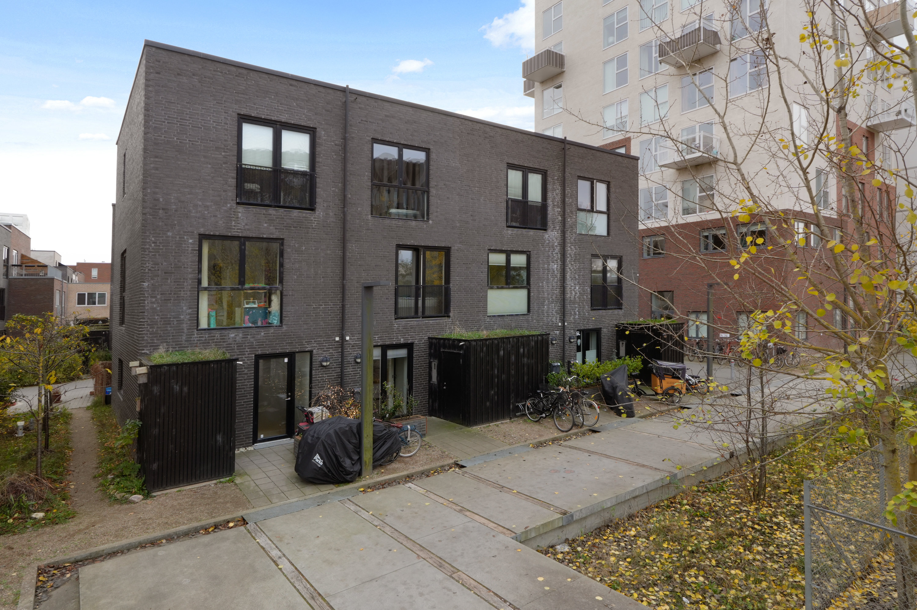 Fremhævet andet billede i fuldskærmstilstand. Billede af Robert Jacobsens Vej 6G, 2300 København S