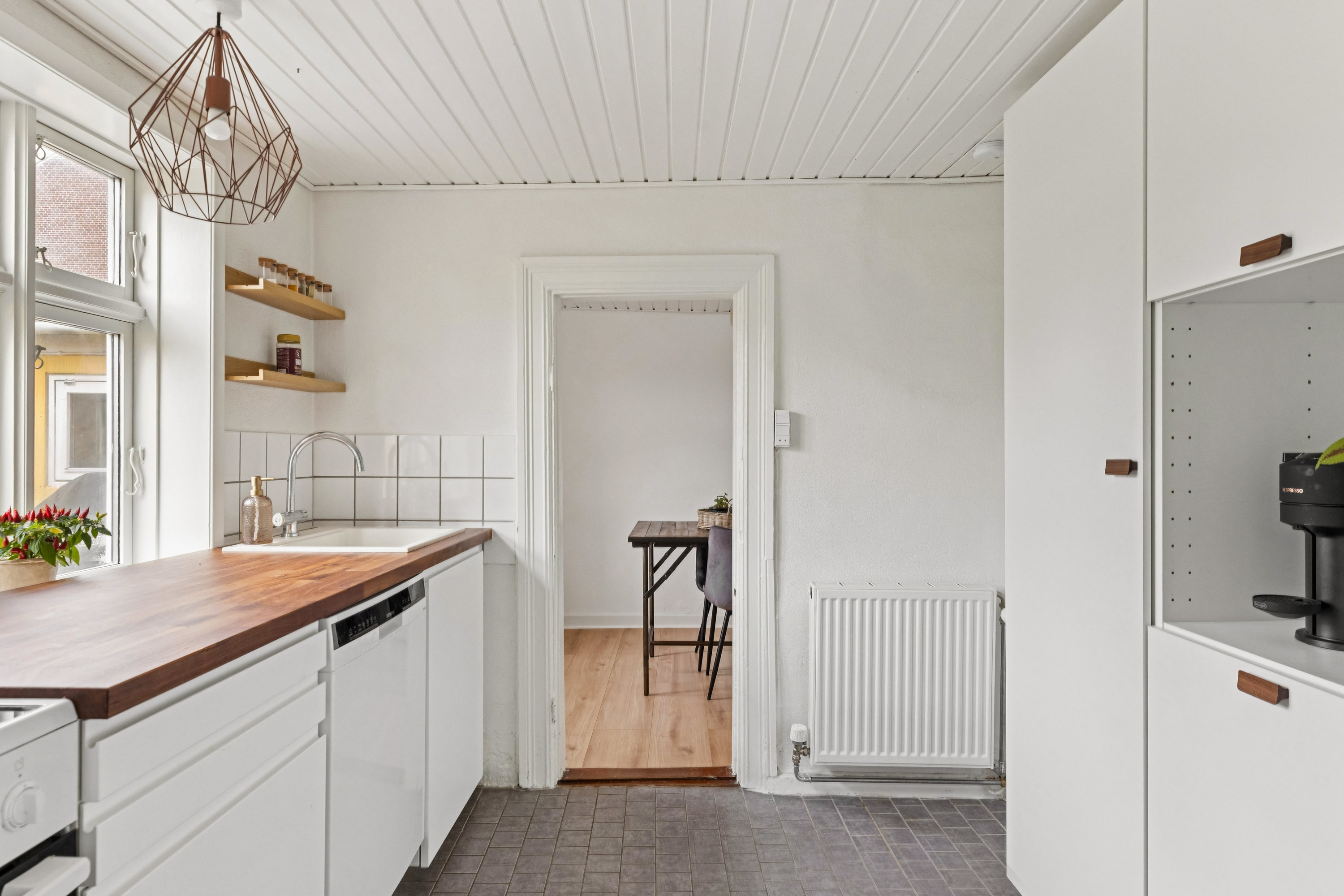 Fremhævet køkken billede i fuldskærmstilstand. Billede af Hundegade 18, 6760 Ribe