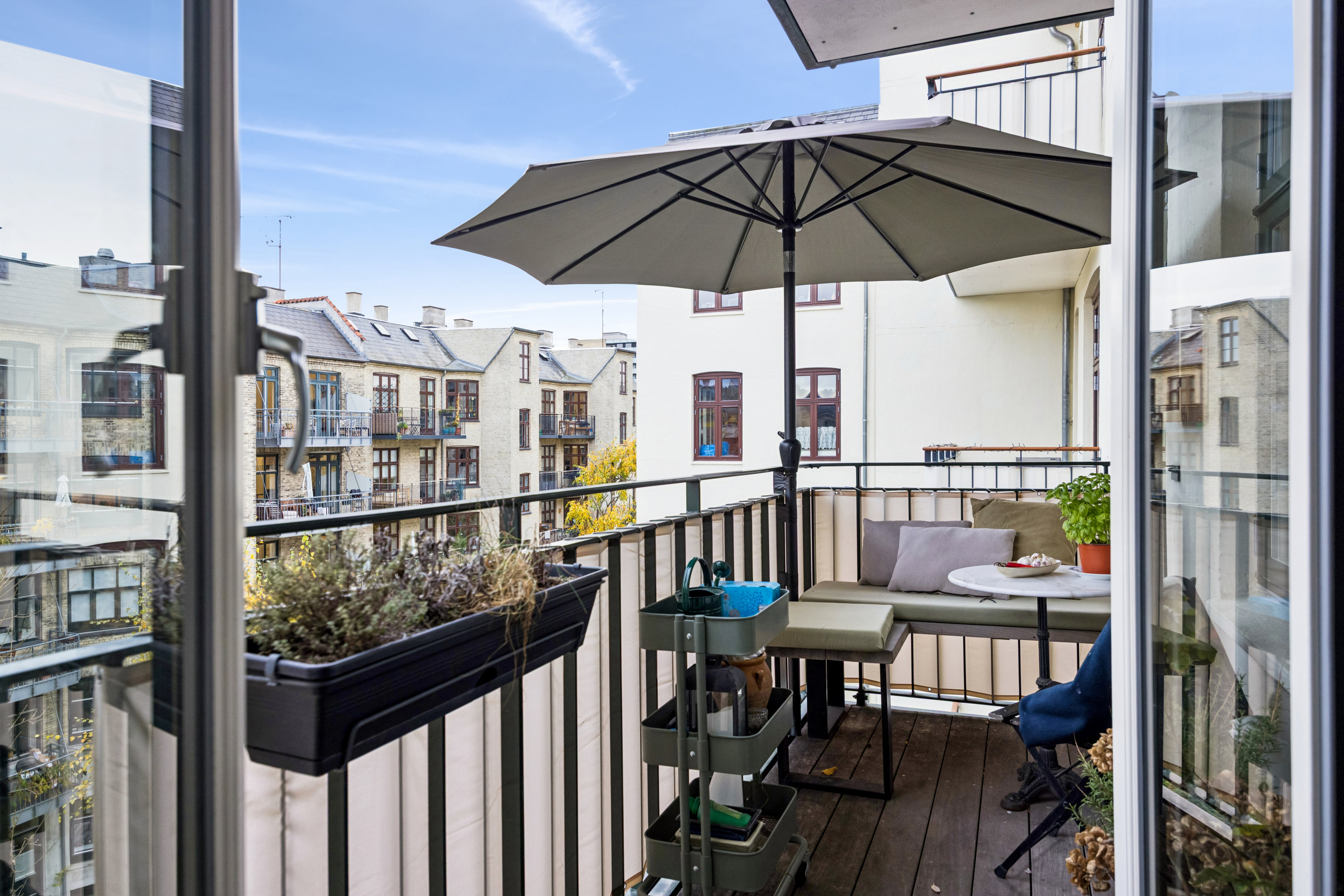 Fremhævet altan billede i fuldskærmstilstand. Billede af Kochsvej 7, 3. th., 1812 Frederiksberg C