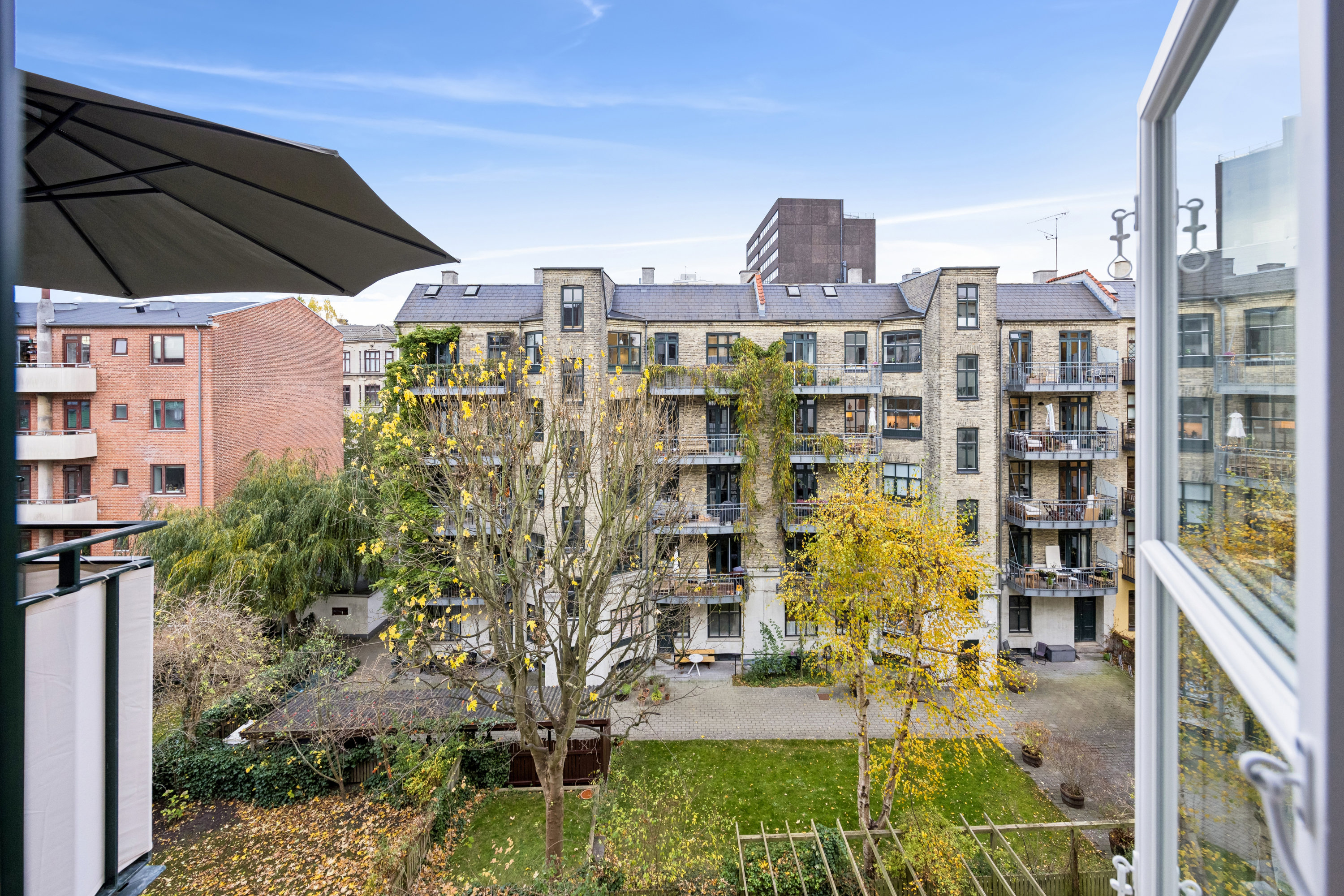 Fremhævet andet billede i fuldskærmstilstand. Billede af Kochsvej 7, 3. th., 1812 Frederiksberg C