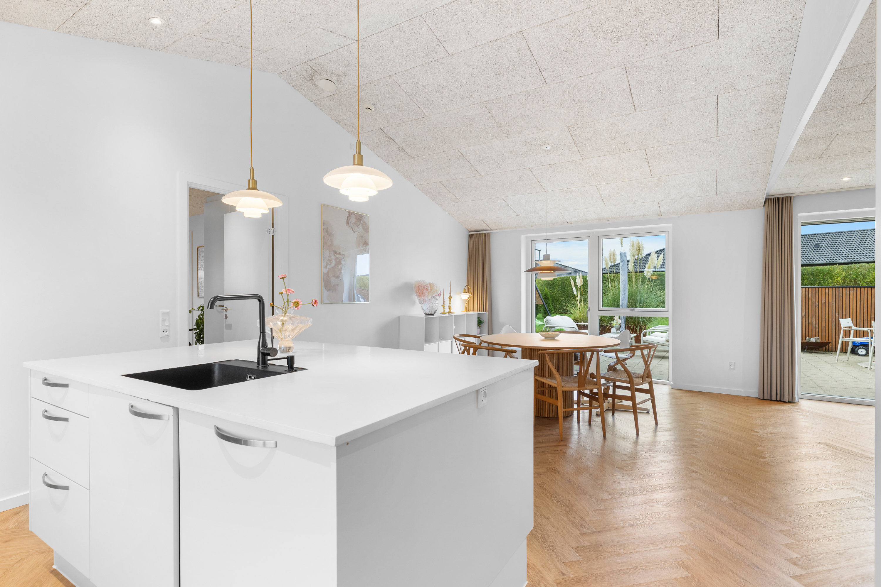 Fremhævet køkken billede i fuldskærmstilstand. Billede af Puggårdskrogen 3, 7000 Fredericia