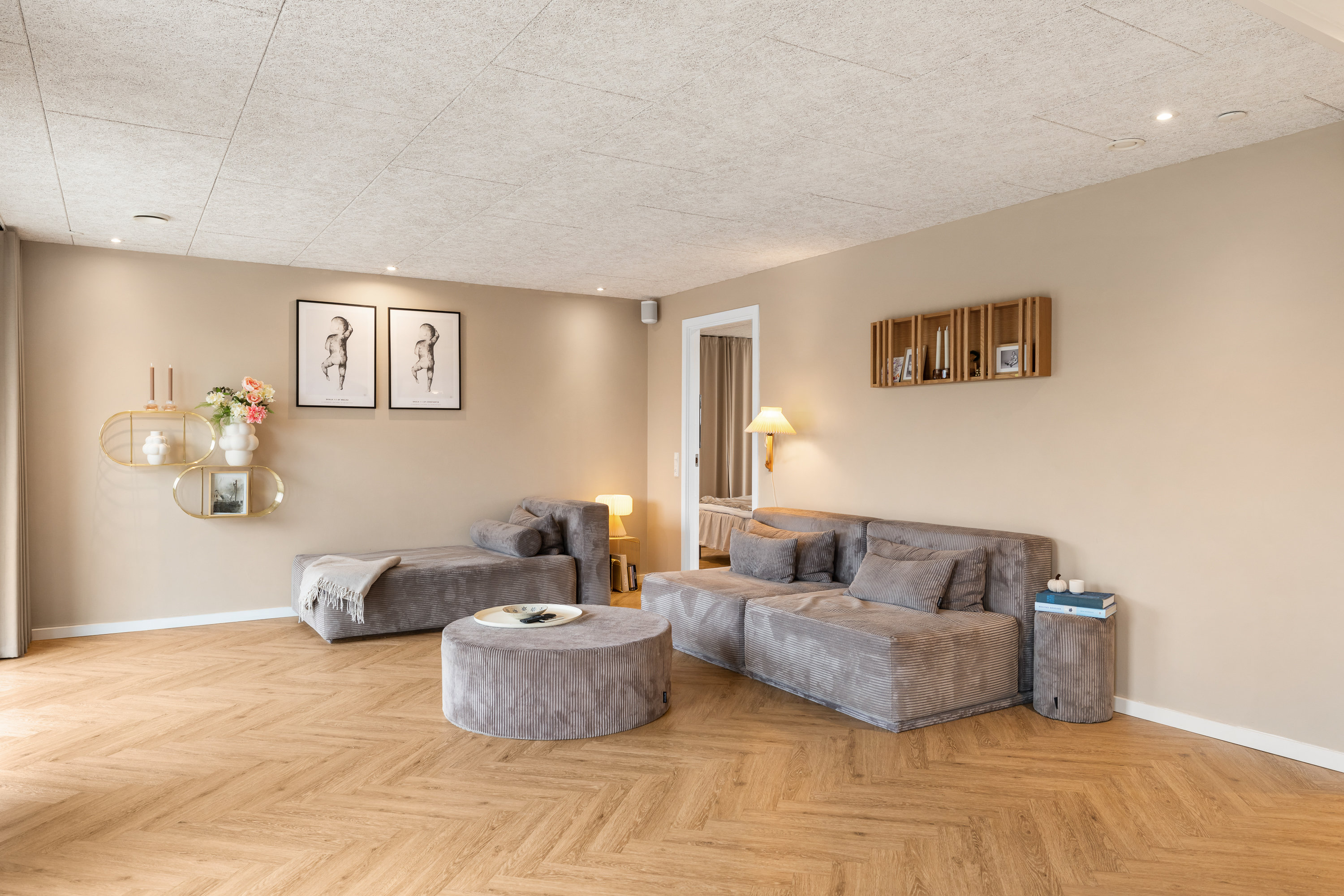 Fremhævet stue billede i fuldskærmstilstand. Billede af Puggårdskrogen 3, 7000 Fredericia