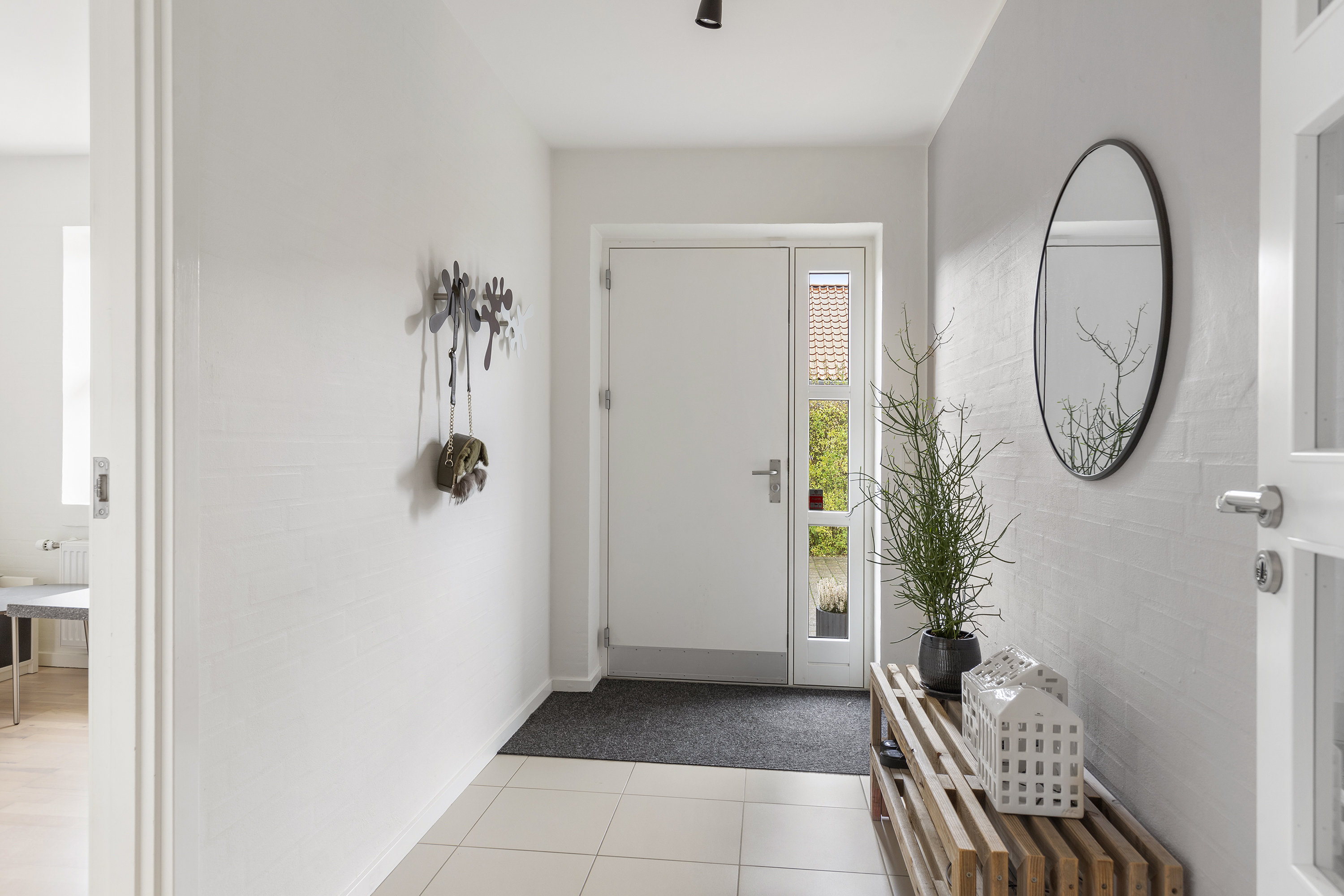 Fremhævet entré billede i fuldskærmstilstand. Billede af Engparken 3, 9700 Brønderslev