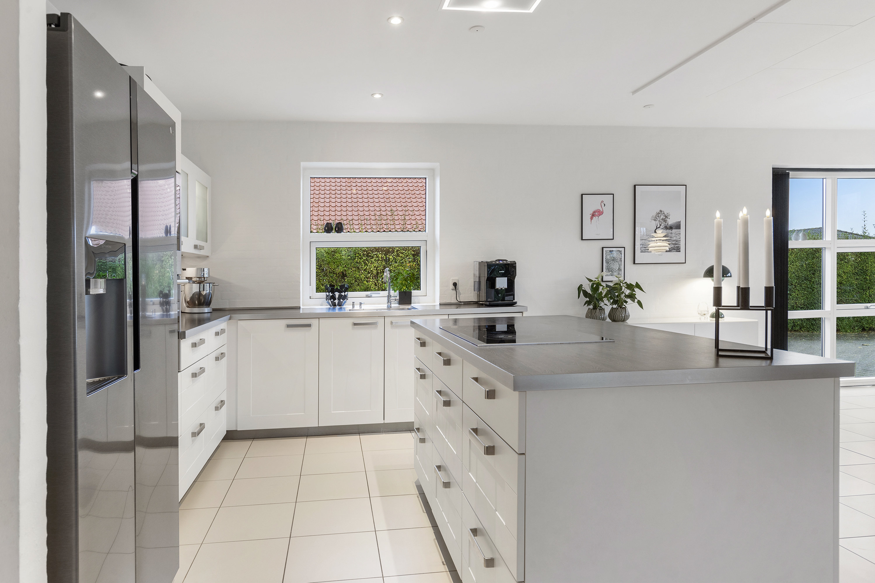 Fremhævet køkken billede i fuldskærmstilstand. Billede af Engparken 3, 9700 Brønderslev