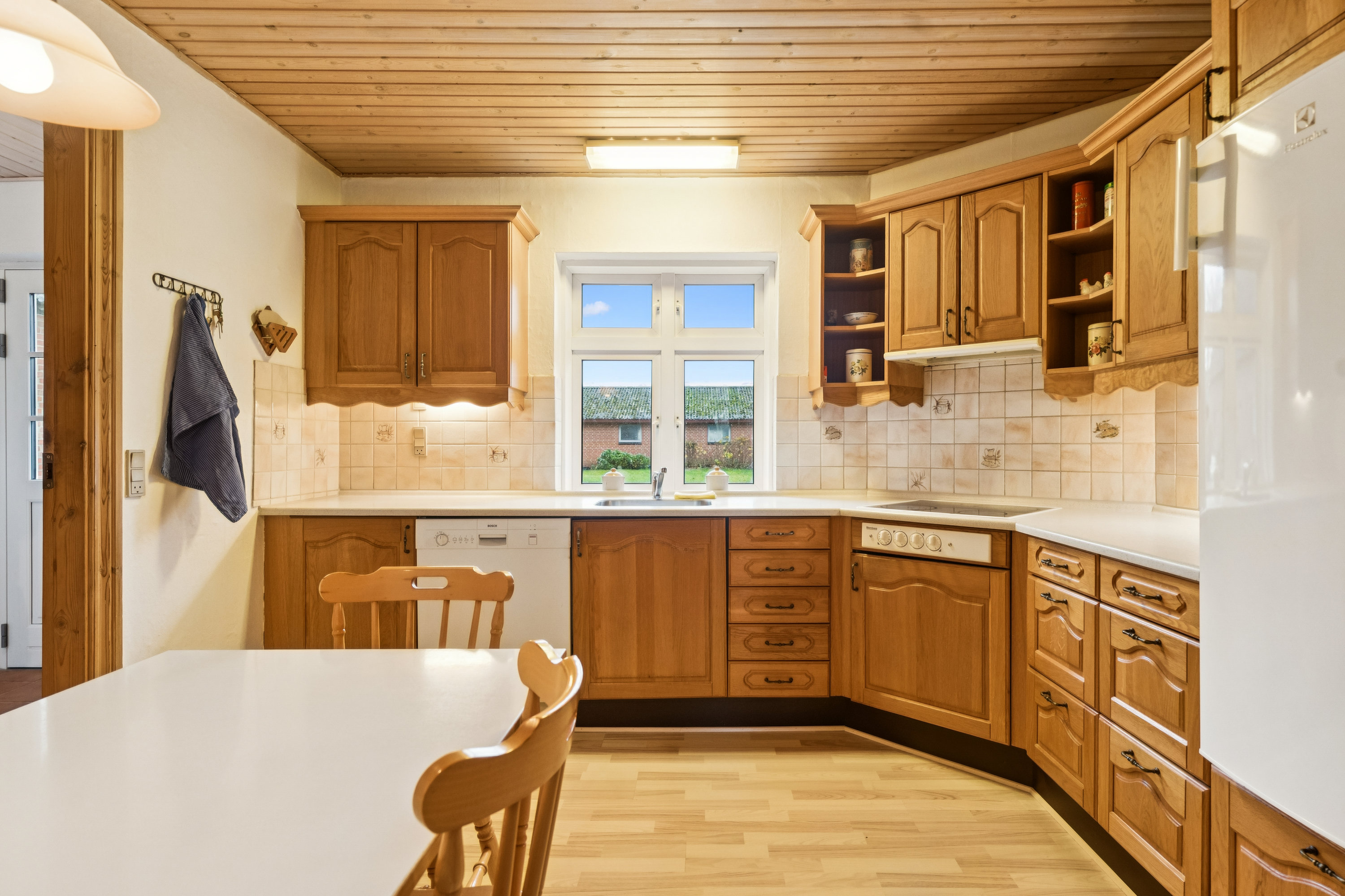 Fremhævet køkken billede i fuldskærmstilstand. Billede af Bovsbjergvej 4, Torup, 8860 Ulstrup