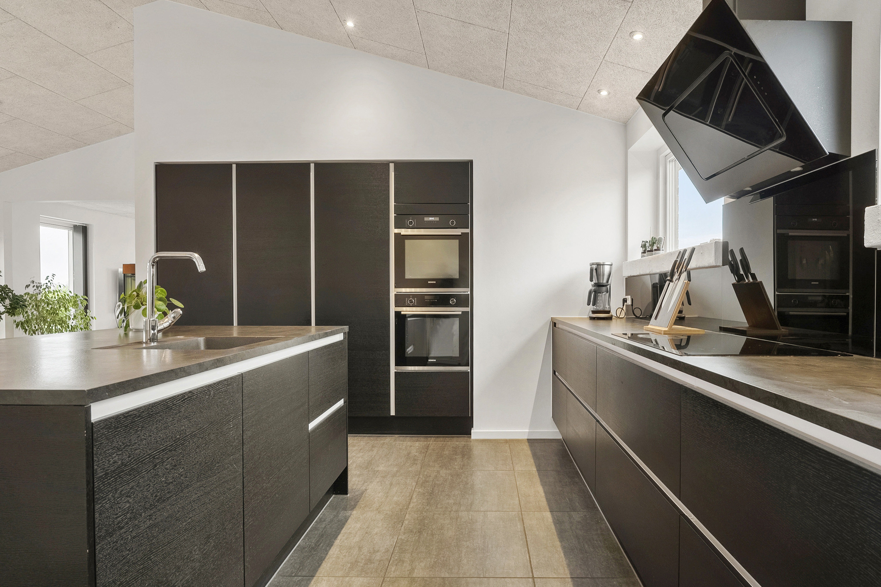 Fremhævet køkken billede i fuldskærmstilstand. Billede af Følfoden 6, Egebjerg, 8700 Horsens