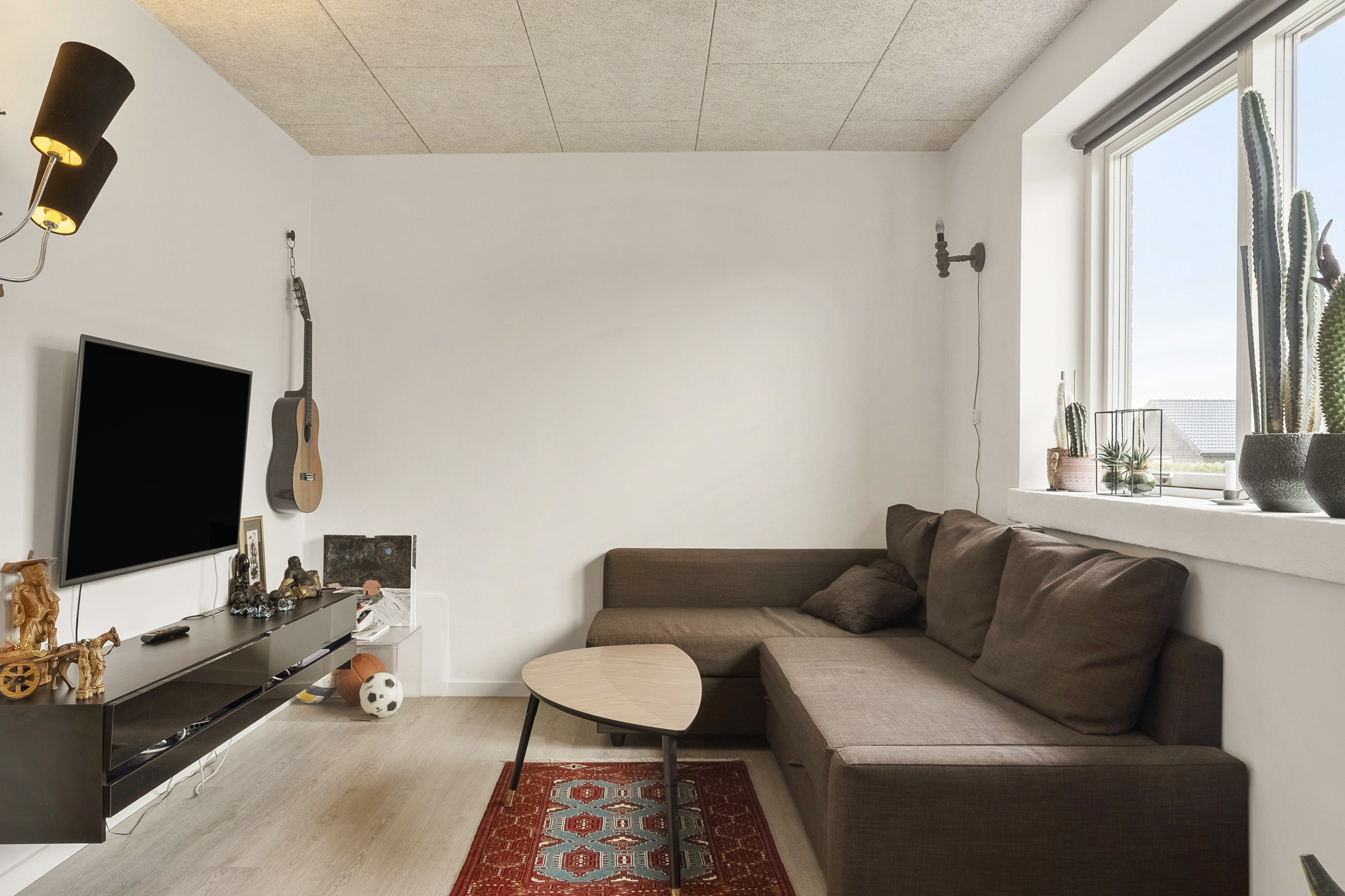 Fremhævet stue billede i fuldskærmstilstand. Billede af Følfoden 6, Egebjerg, 8700 Horsens