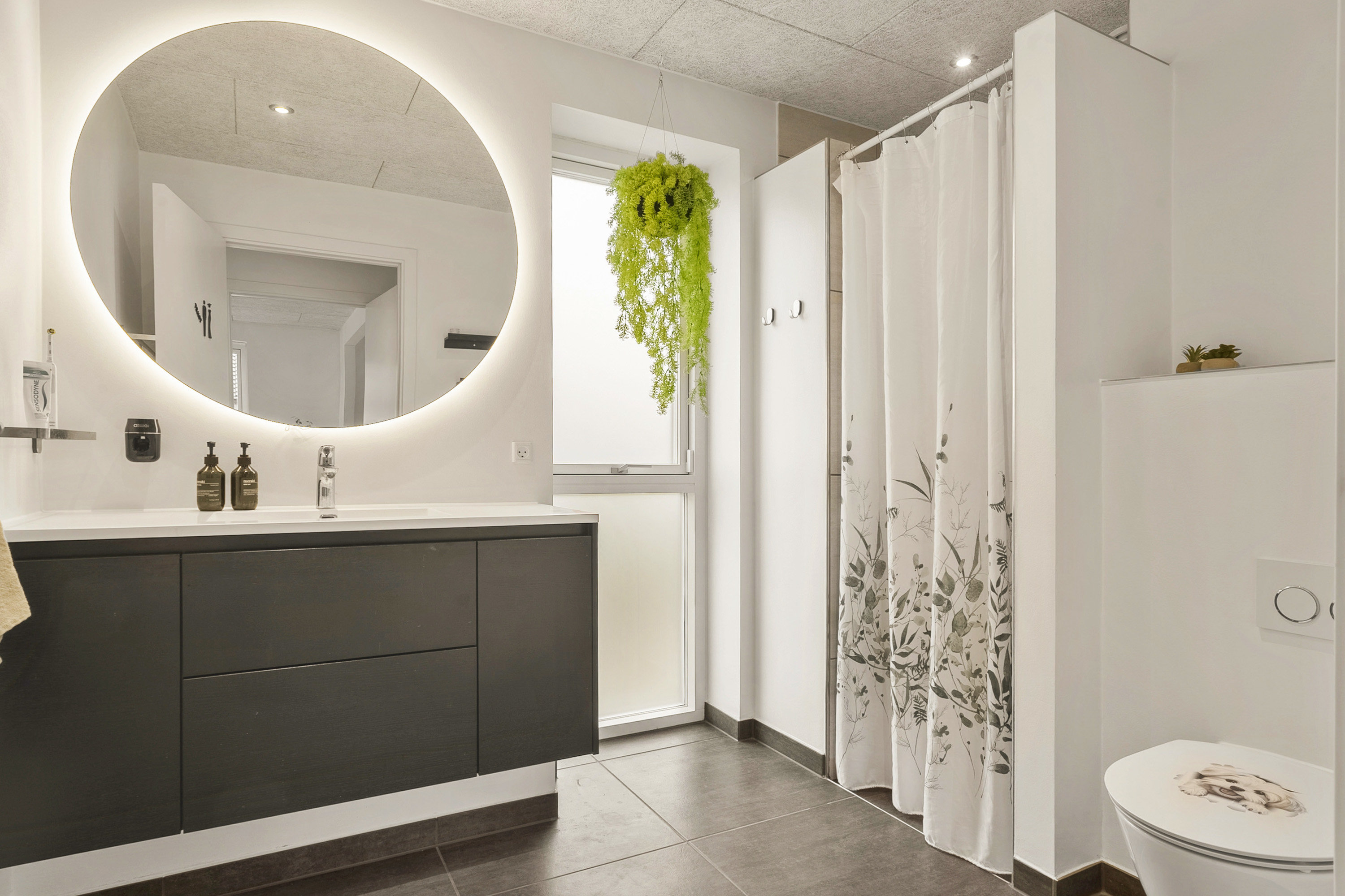 Fremhævet badeværelse billede i fuldskærmstilstand. Billede af Følfoden 6, Egebjerg, 8700 Horsens