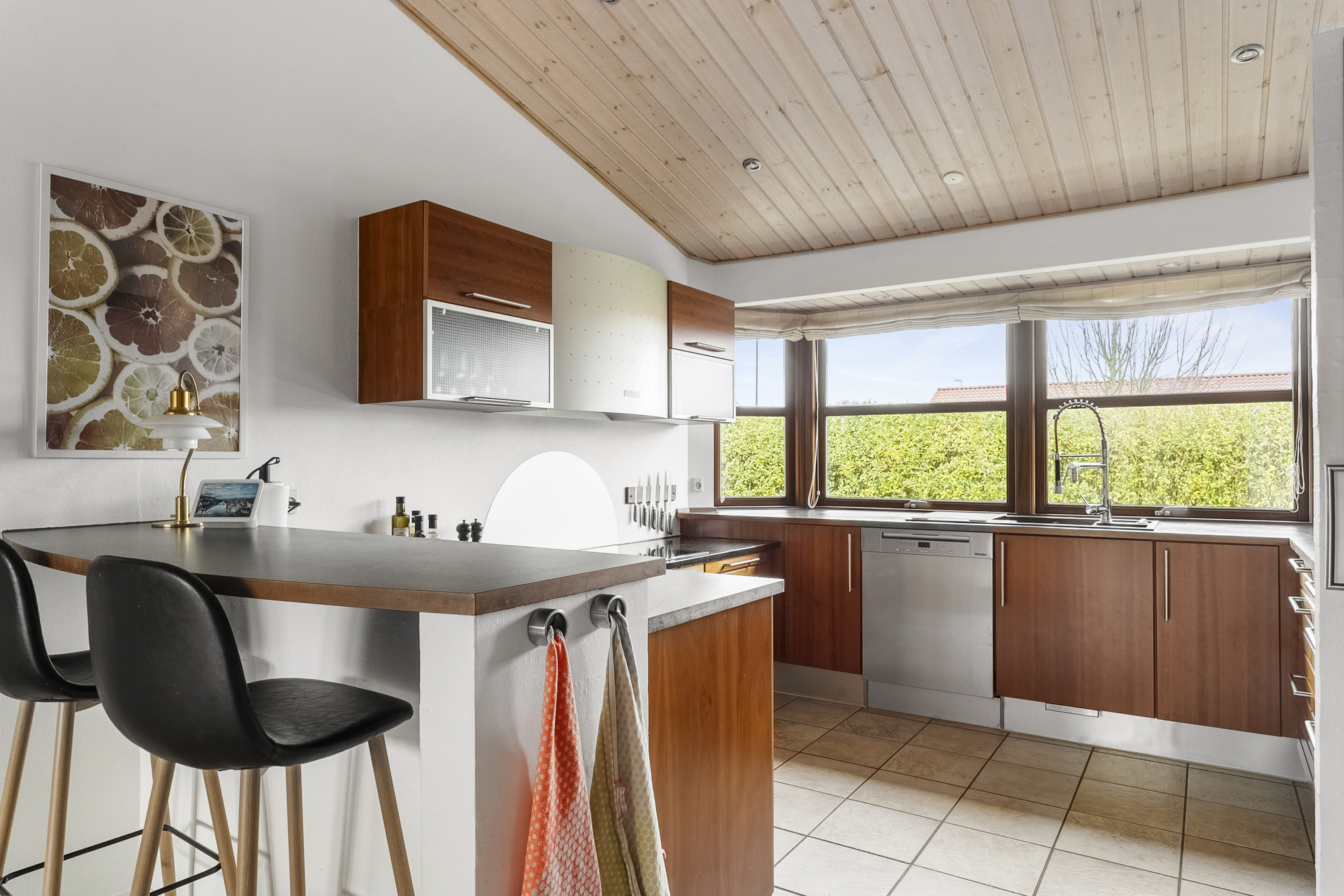 Fremhævet køkken billede i fuldskærmstilstand. Billede af Augustvænget 3, 8700 Horsens