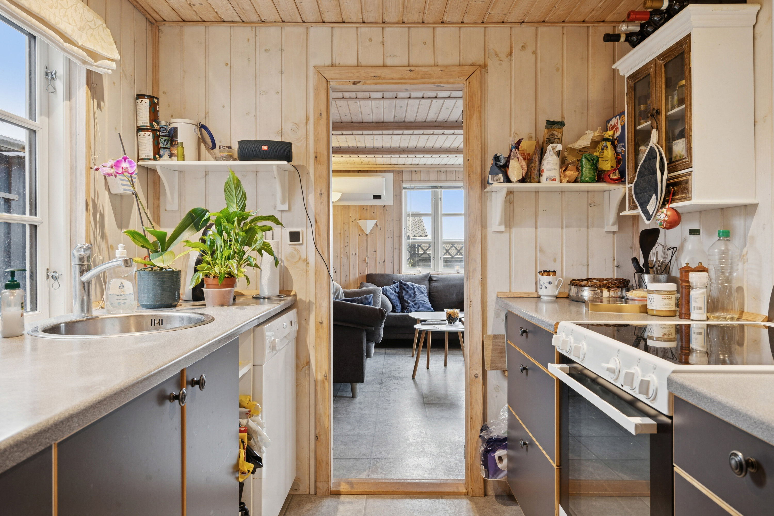 Fremhævet køkken billede i fuldskærmstilstand. Billede af Lodsvej 69, 4736 Karrebæksminde