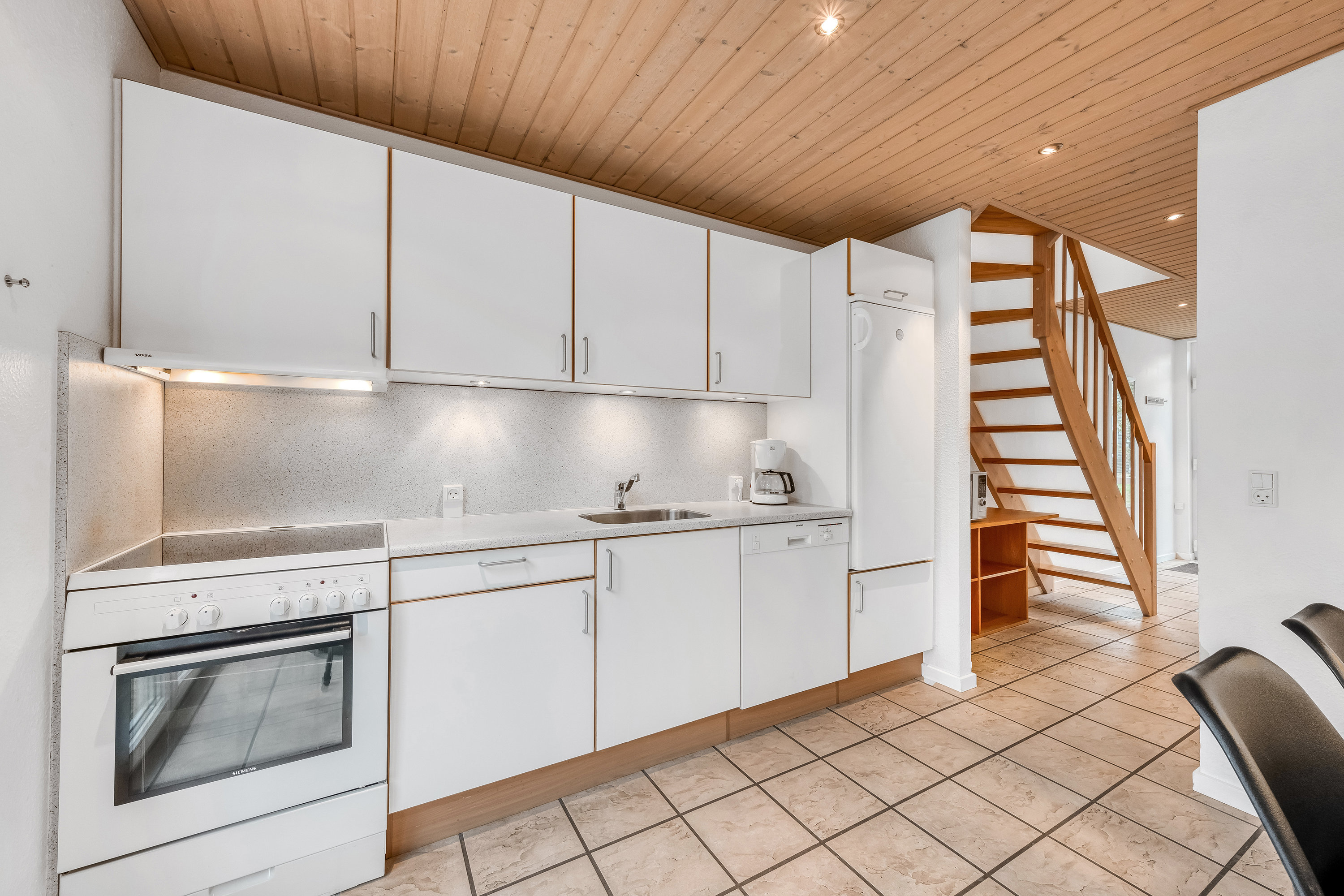 Fremhævet køkken billede i fuldskærmstilstand. Billede af Lønne Feriepark 152D, Lønne, 6830 Nørre Nebel