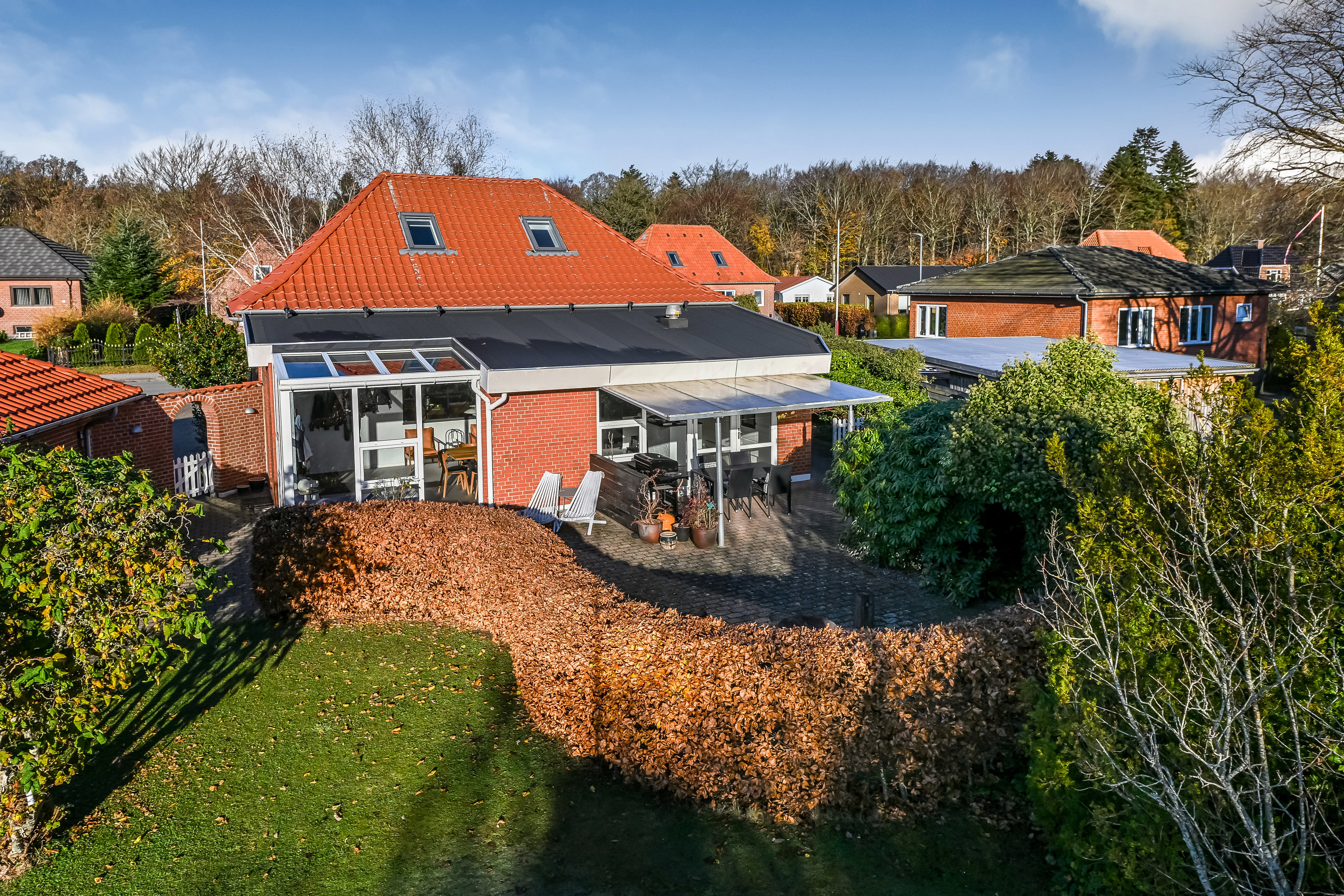 Miniaturebillede 1: ejendommen. Billede af Strandvejen 15, 6840 Oksbøl