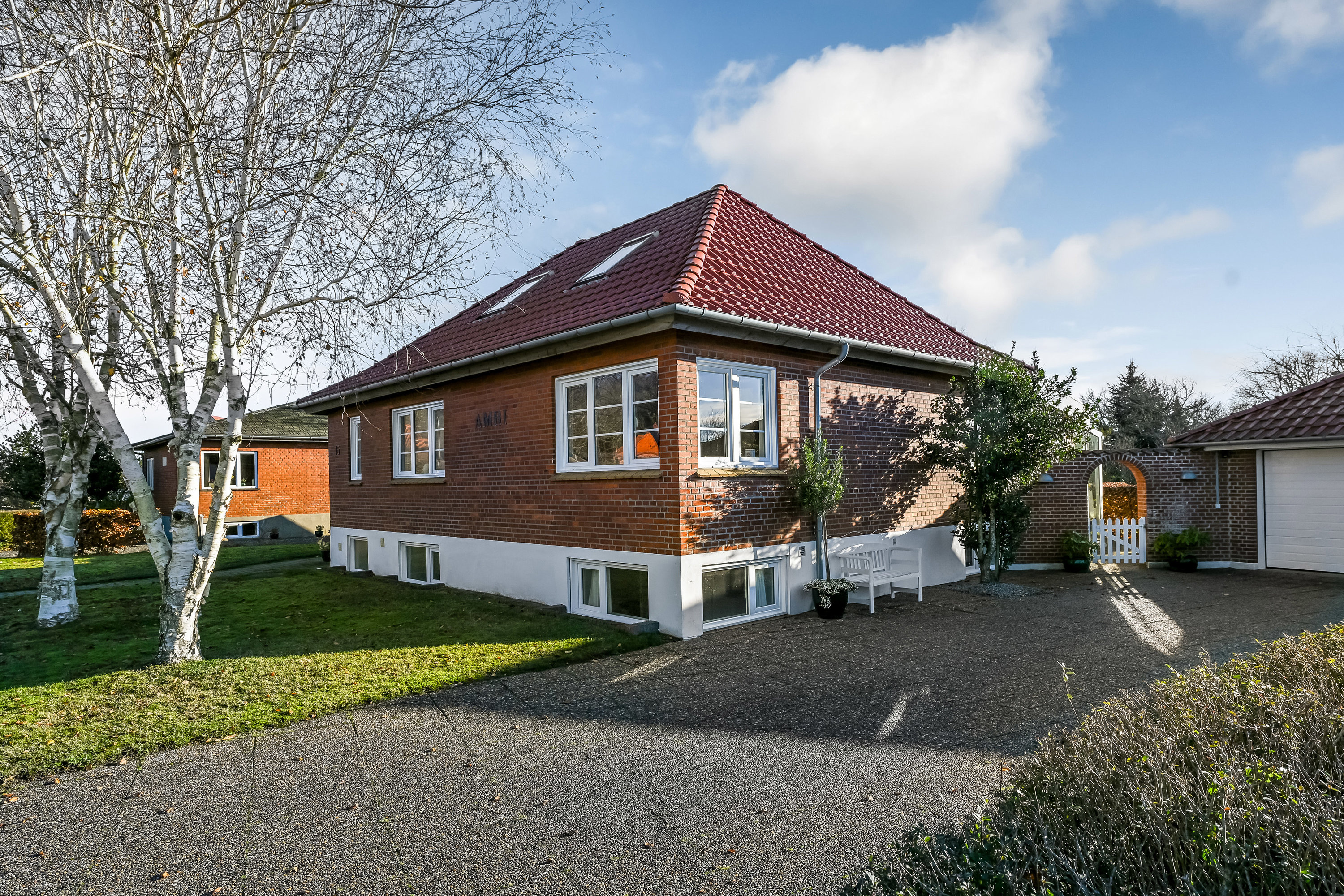 Villa: Ejendommen på Strandvejen 15, 6840 Oksbøl