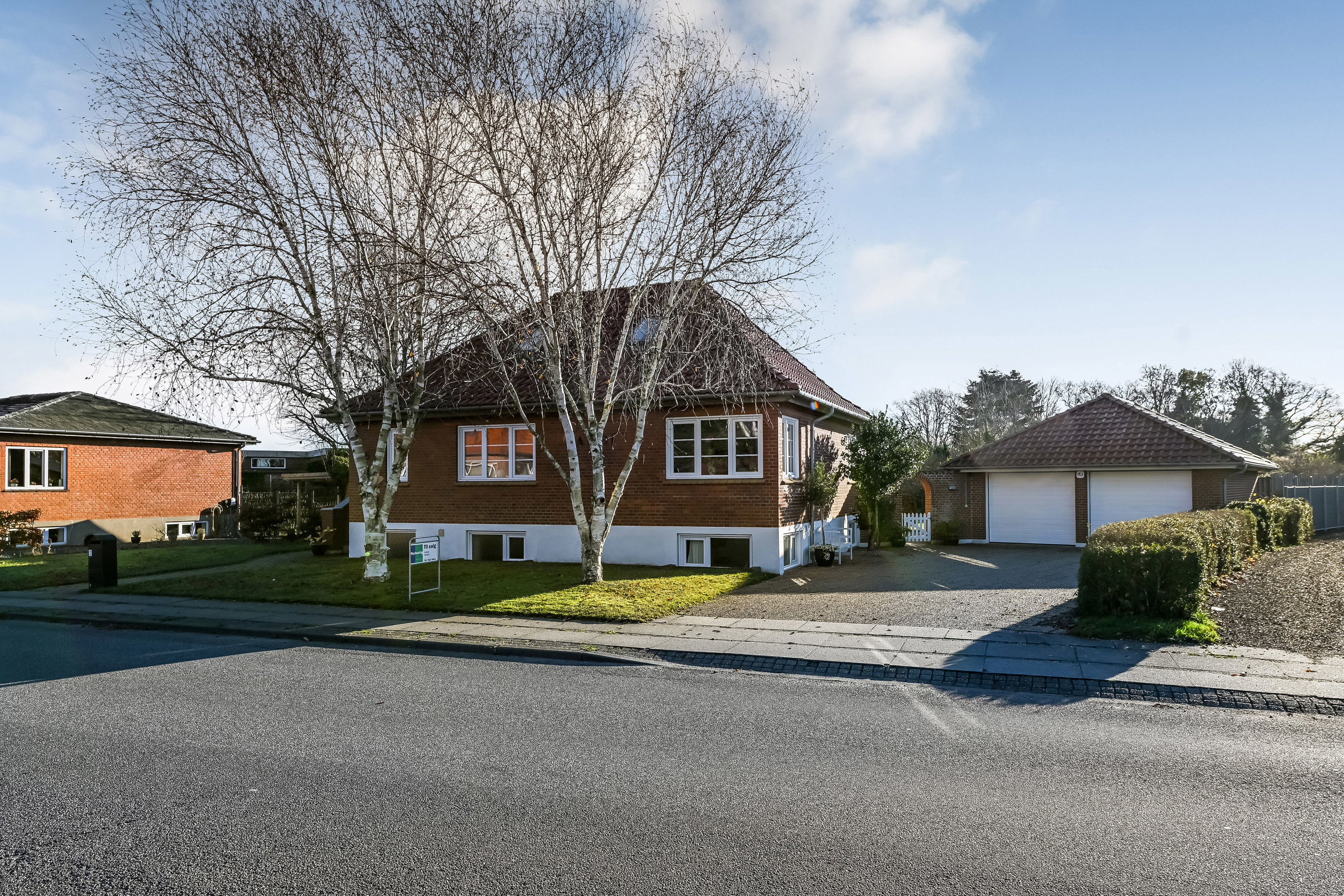 Fremhævet ejendommen billede i fuldskærmstilstand. Billede af Strandvejen 15, 6840 Oksbøl