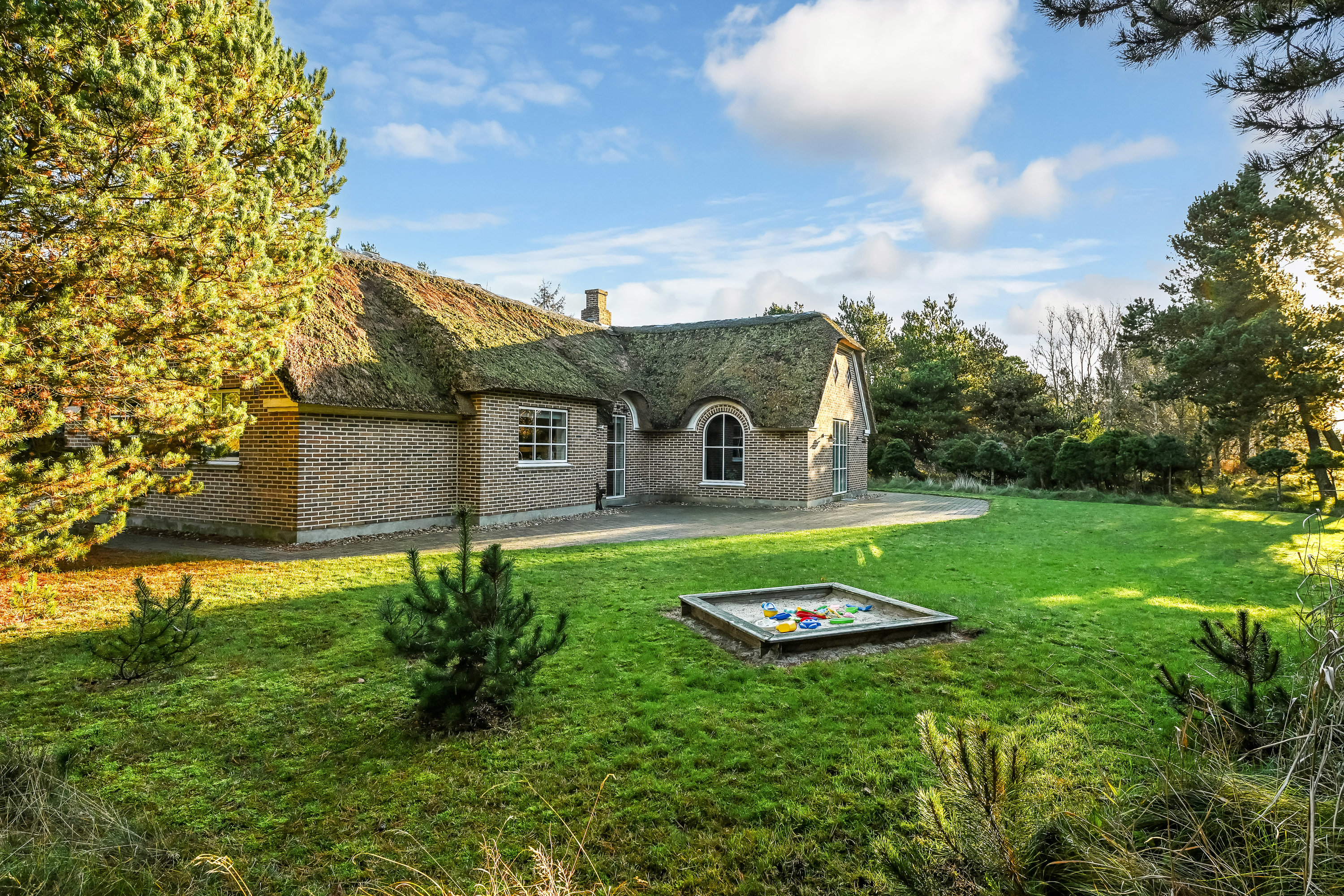 Fremhævet have billede i fuldskærmstilstand. Billede af Nordkrogen 23C, 6857 Blåvand