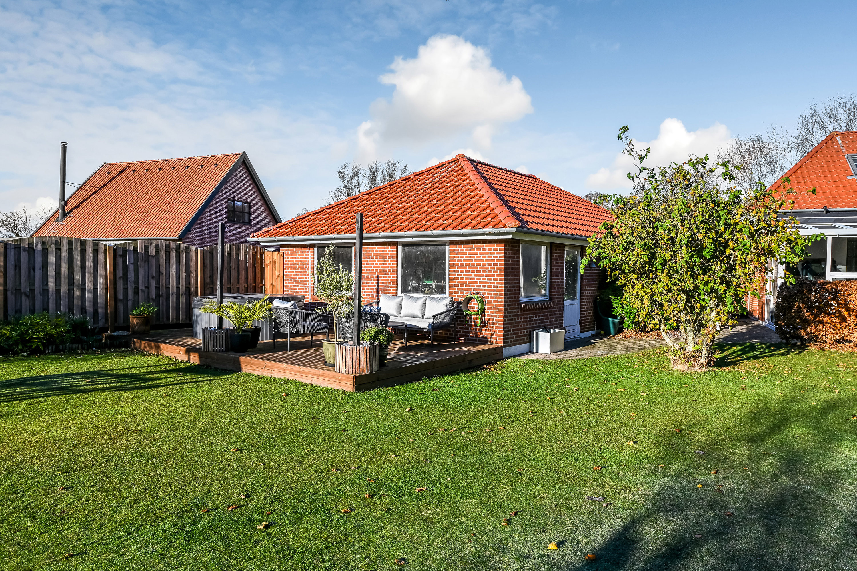 Fremhævet ejendommen billede i fuldskærmstilstand. Billede af Strandvejen 15, 6840 Oksbøl