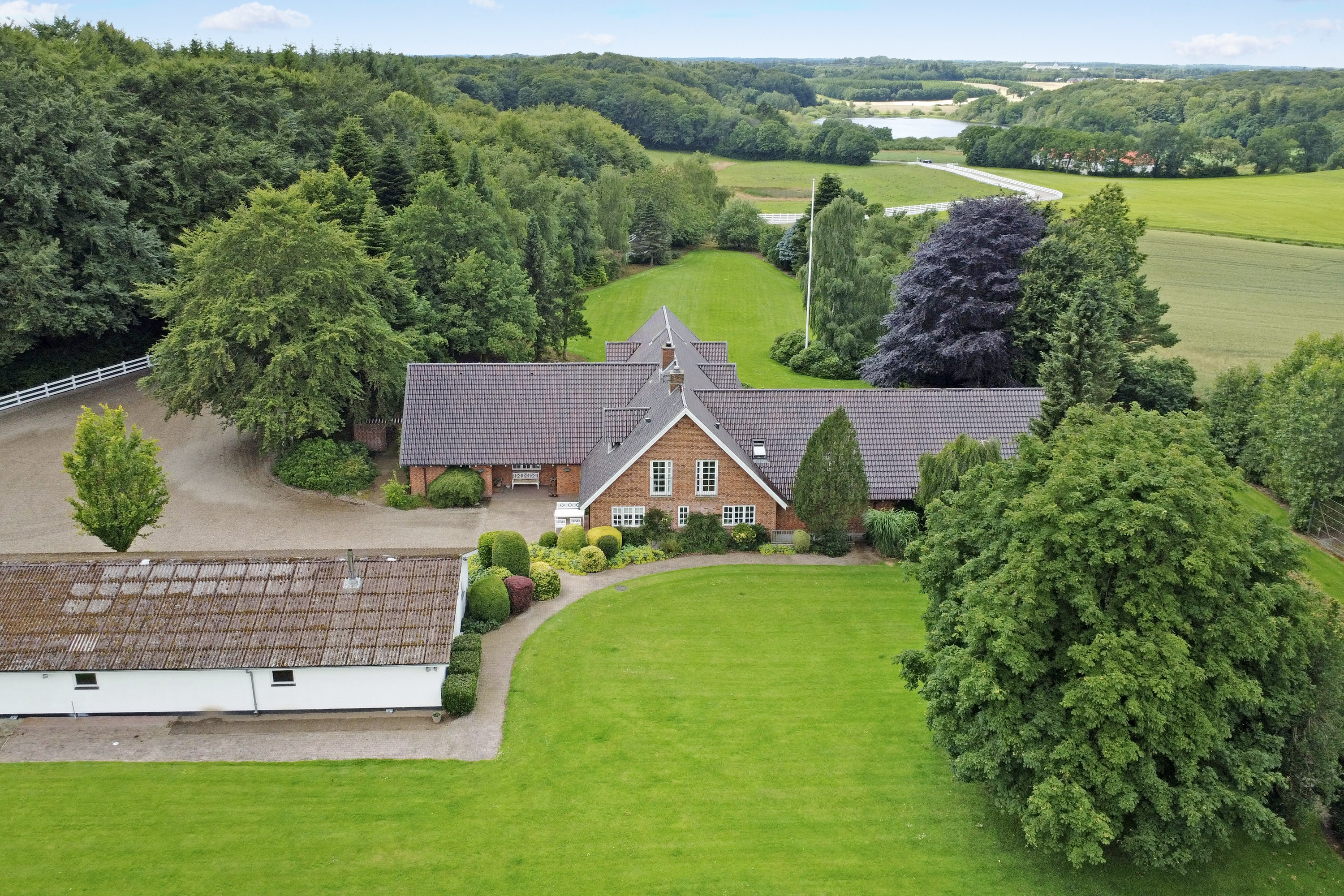 Fremhævet  billede i fuldskærmstilstand. Billede af Baskærvej 7, 6040 Egtved