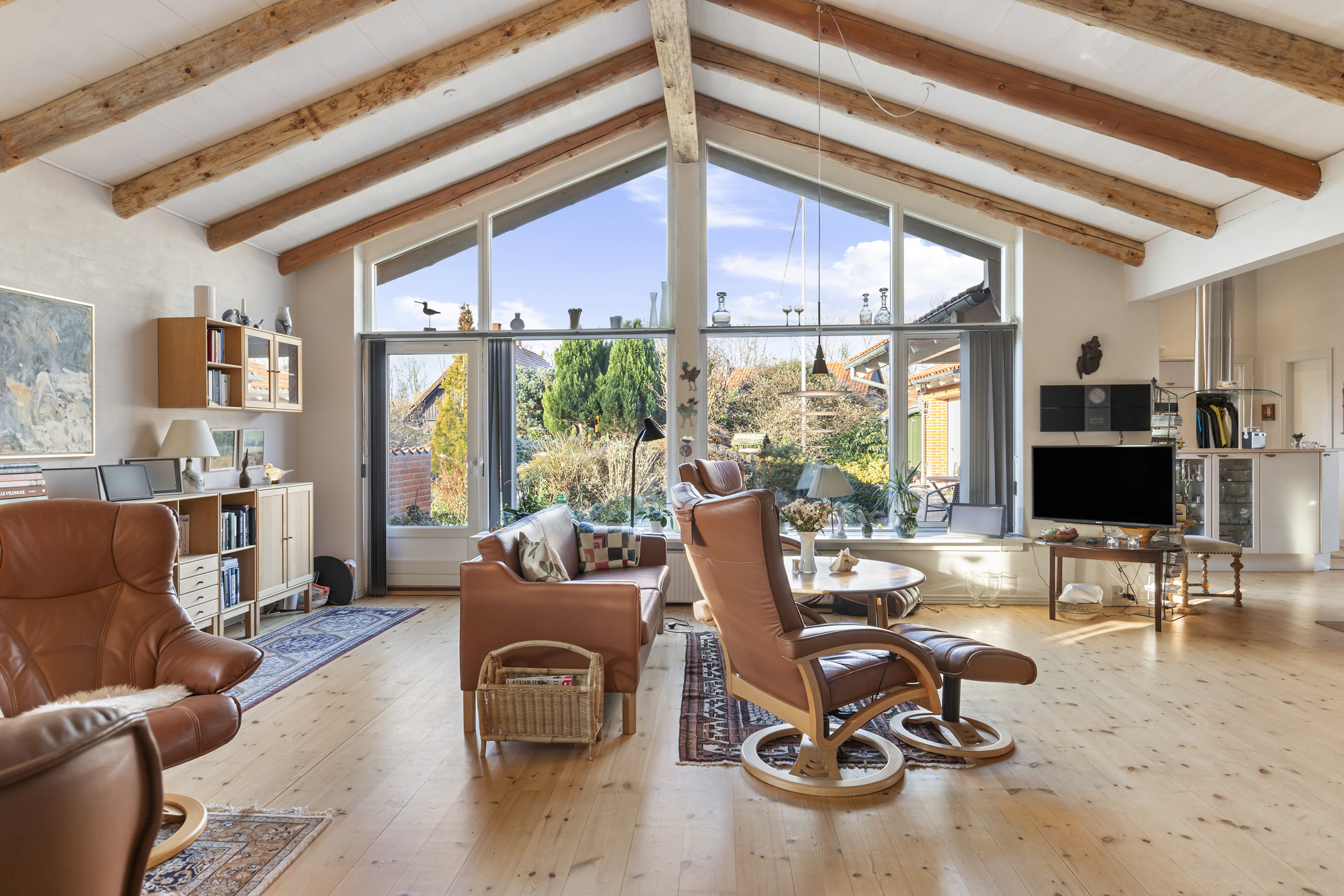 Fremhævet stue billede i fuldskærmstilstand. Billede af Foldbjergvej 63, 9760 Vrå