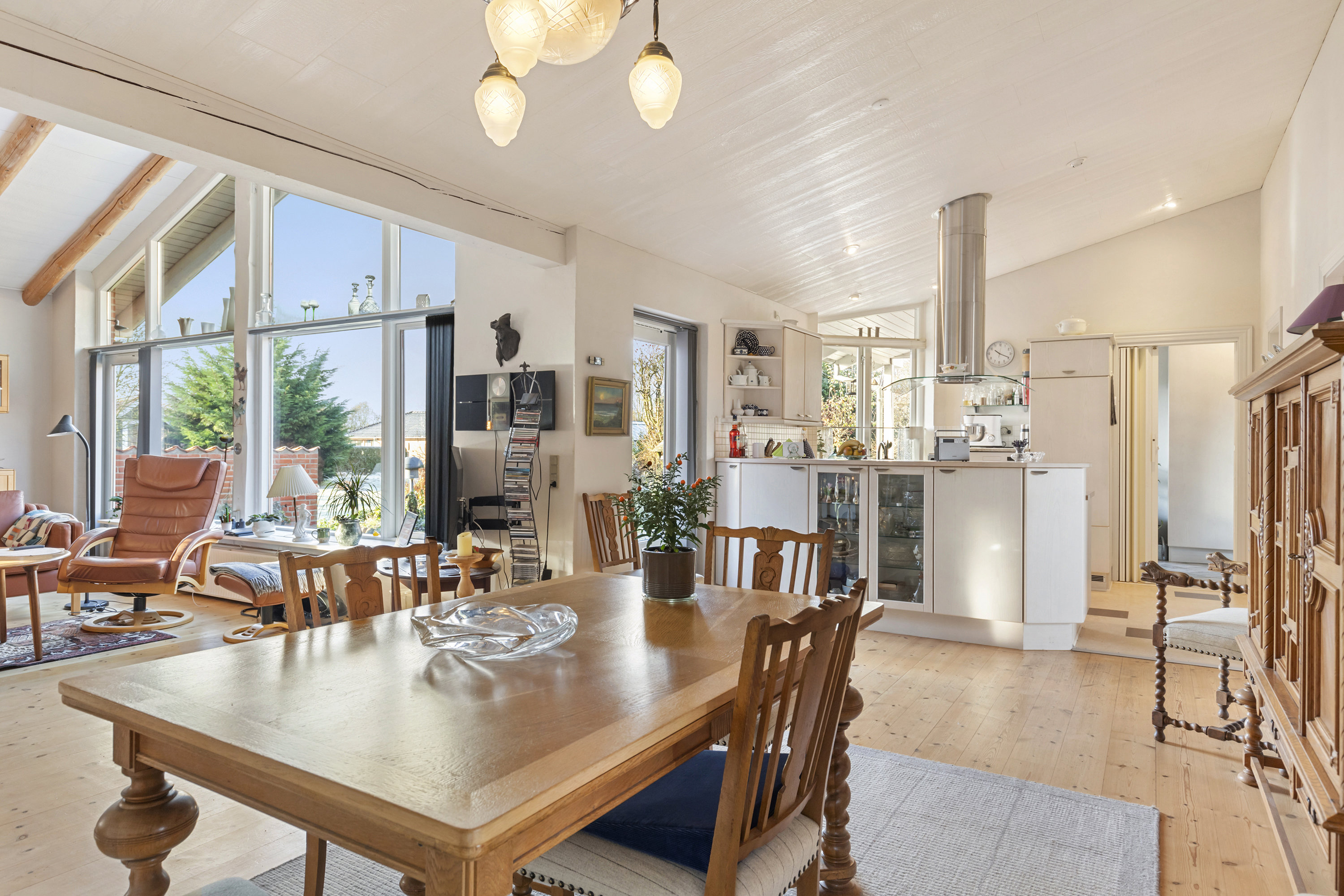 Fremhævet stue billede i fuldskærmstilstand. Billede af Foldbjergvej 63, 9760 Vrå