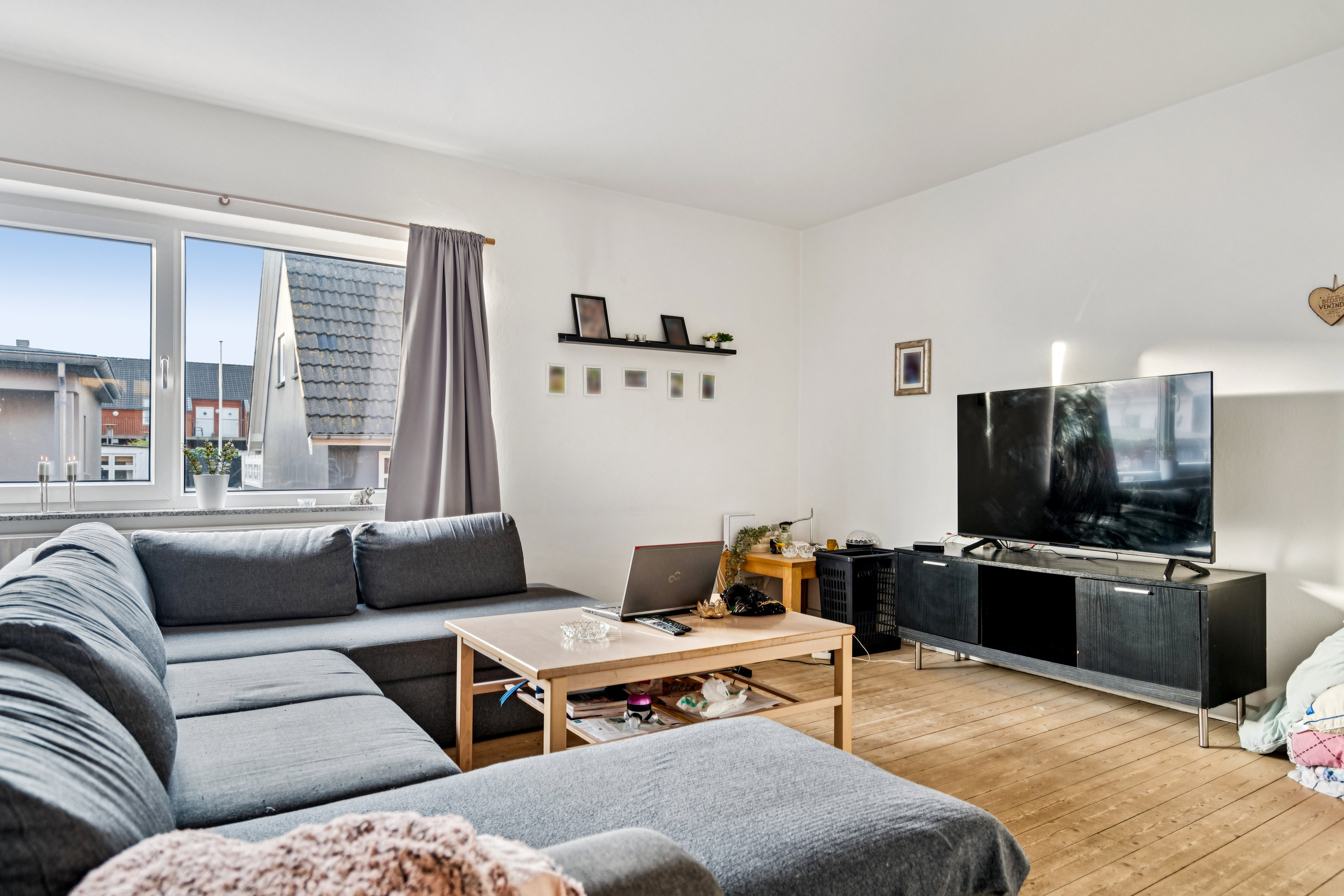 Fremhævet stue billede i fuldskærmstilstand. Billede af Højersgade 19B, 9850 Hirtshals