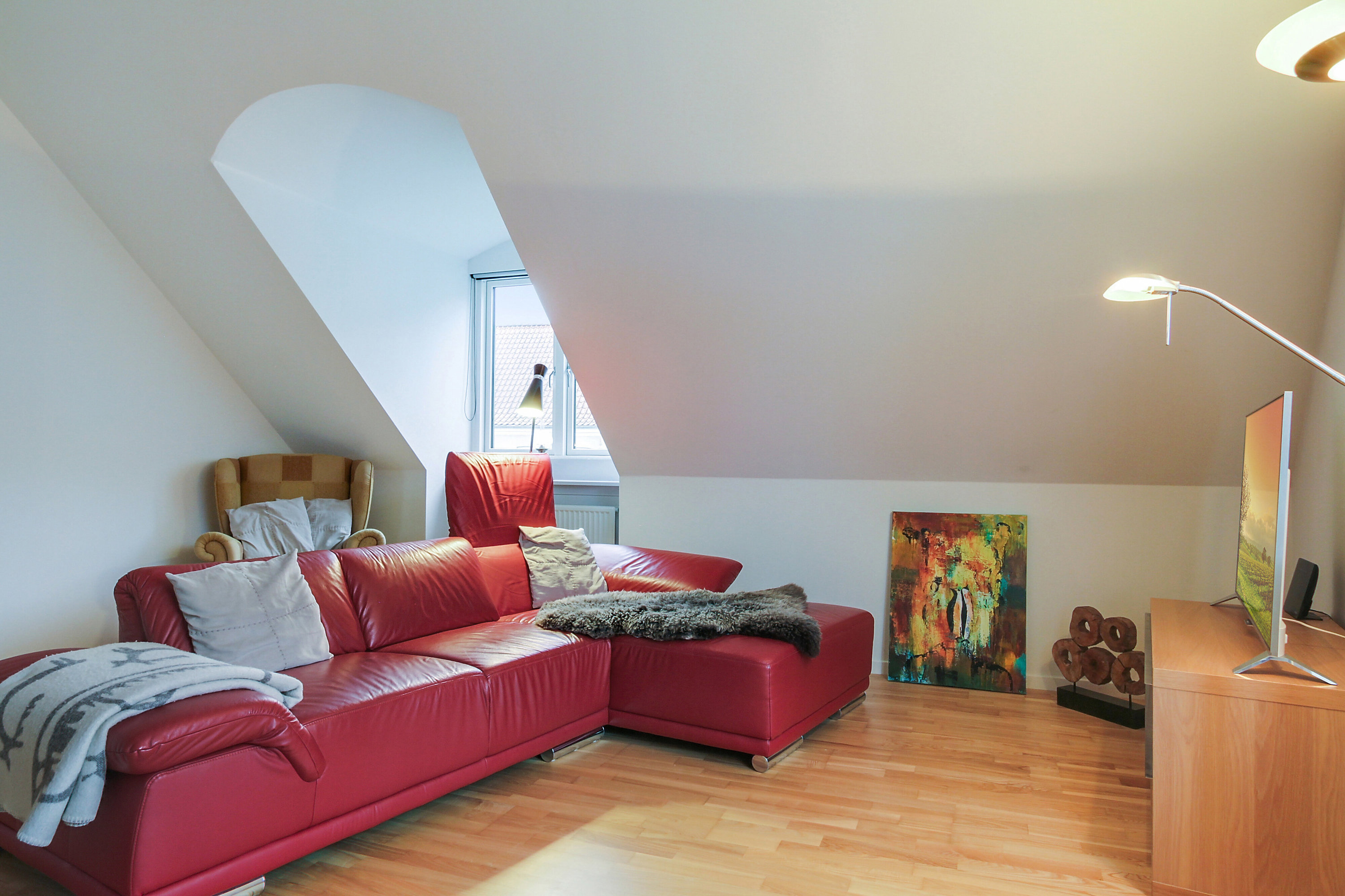 Fremhævet stue billede i fuldskærmstilstand. Billede af Skolegade 1B, Slagelse, 4200 Slagelse