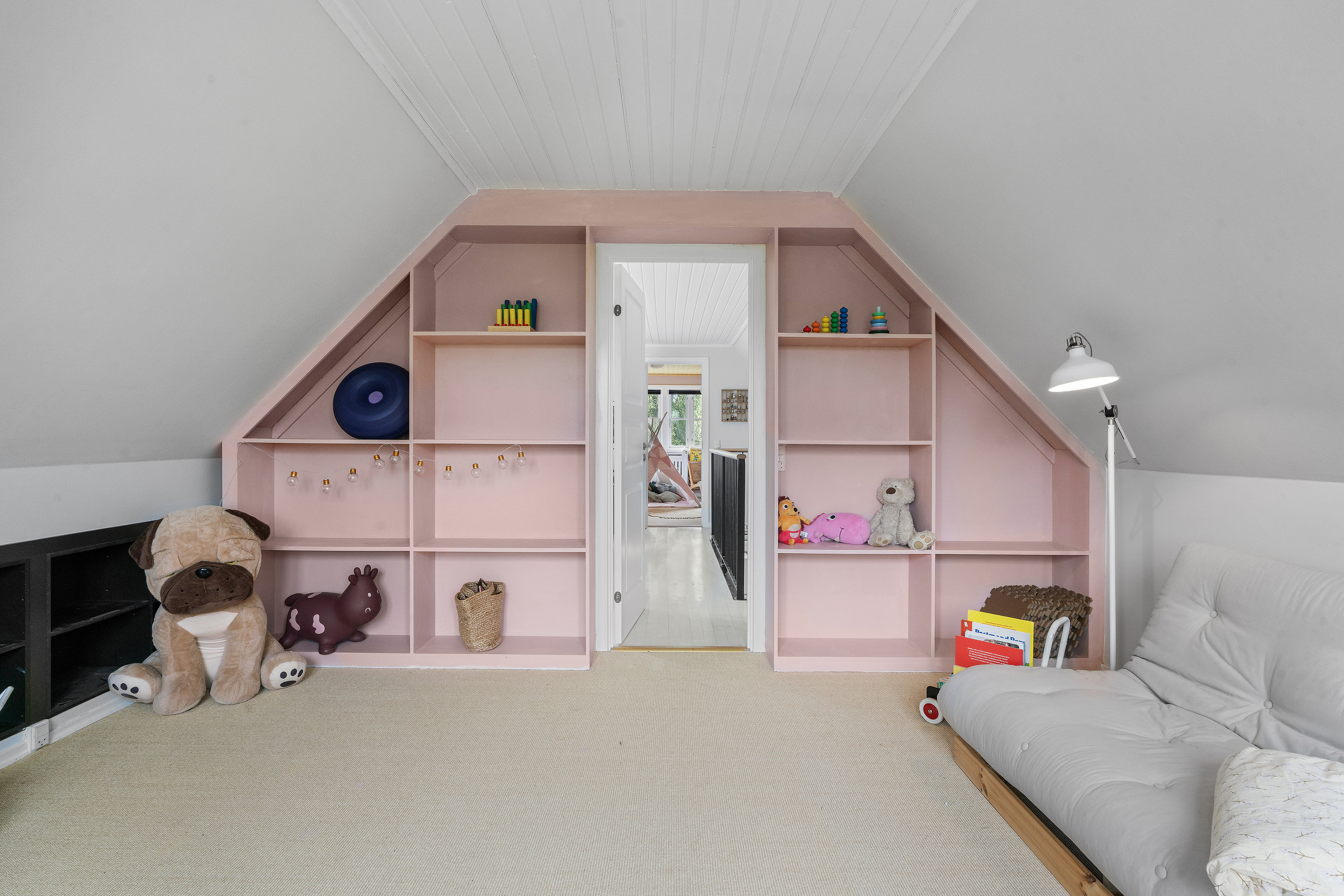 Fremhævet  billede i fuldskærmstilstand. Billede af Råvænget 34, 2880 Bagsværd