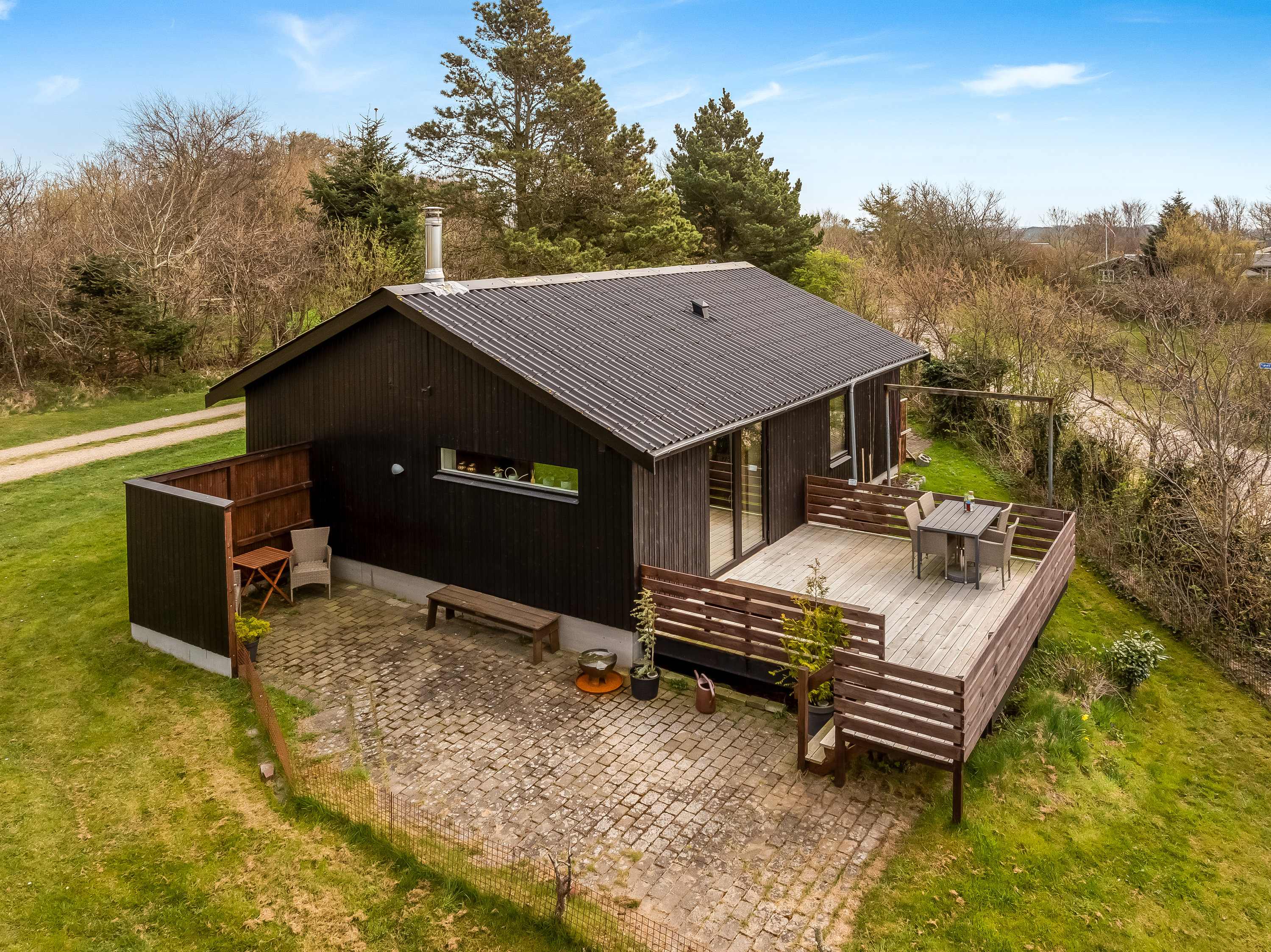 Miniaturebillede 1: . Billede af Granvej 1, Toftum Bjerge, 7600 Struer