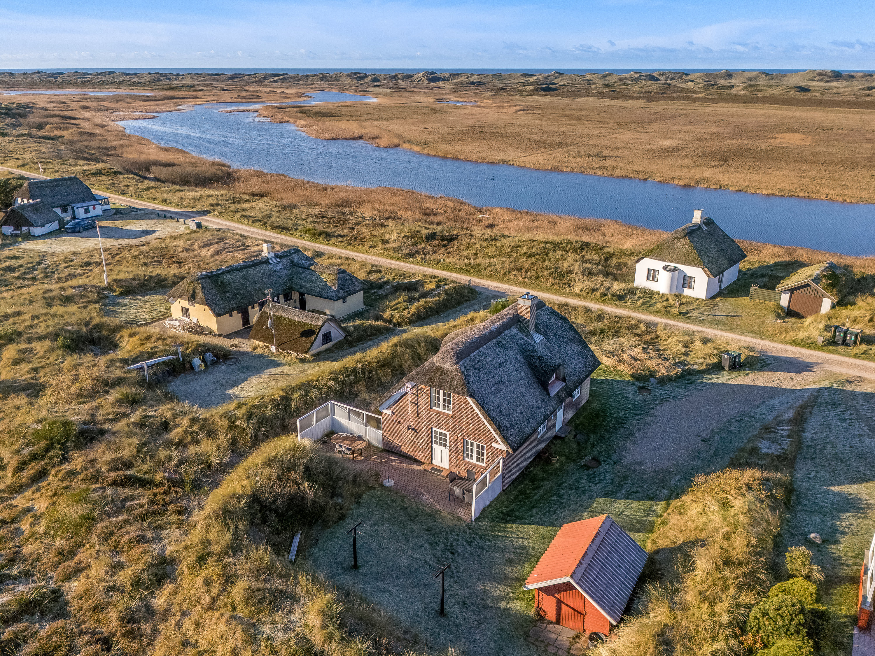Miniaturebillede 1: luftfoto. Billede af Redningsvejen 47, Nymindegab, 6830 Nørre Nebel