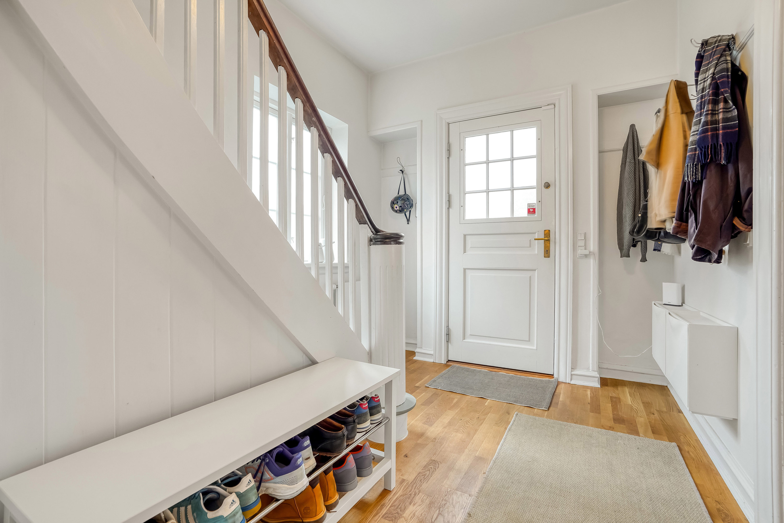 Fremhævet entré billede i fuldskærmstilstand. Billede af Langedamsvej 15, 5500 Middelfart