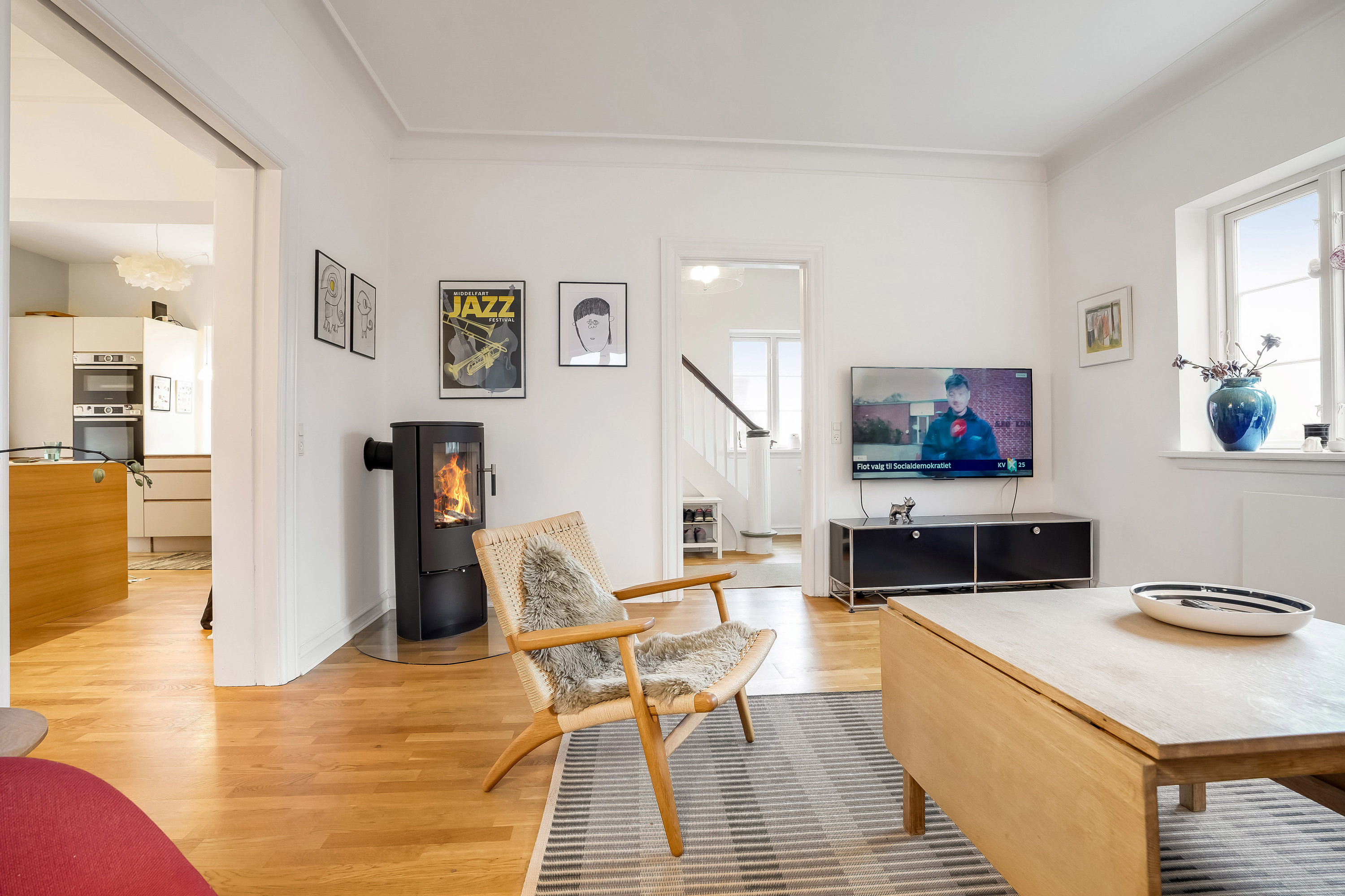 Fremhævet stue billede i fuldskærmstilstand. Billede af Langedamsvej 15, 5500 Middelfart